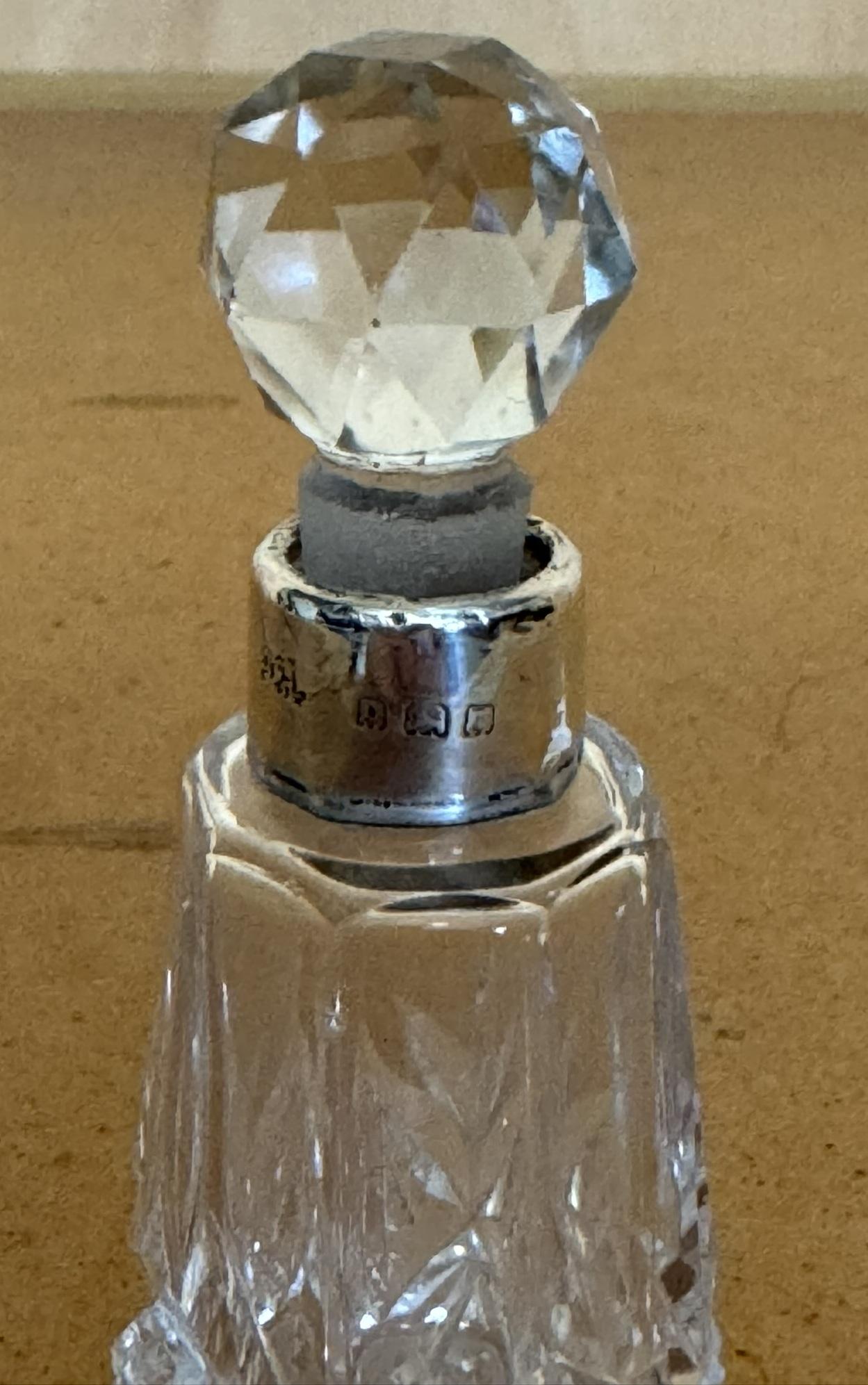 MINATURA 1929 FRASCO ANTIGUO PARA PERFUME VIDRIO CORTADO CRISTAL ESTERLiNG PLATA Plata esterlina en venta