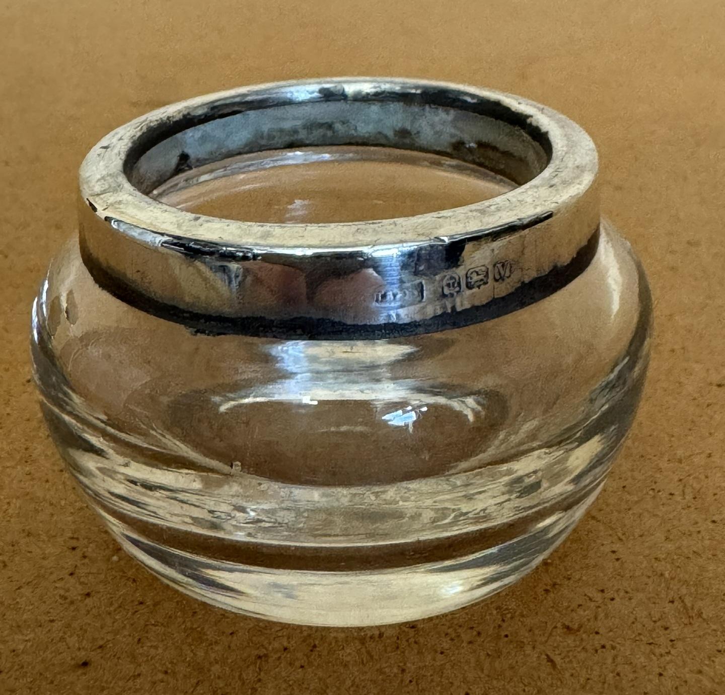 MINATURE HENRY W BATTY & SONS ANTIQUE GLASS TRINKET POT STERLING silber TRiM im Zustand „Gut“ im Angebot in West Sussex, Pulborough