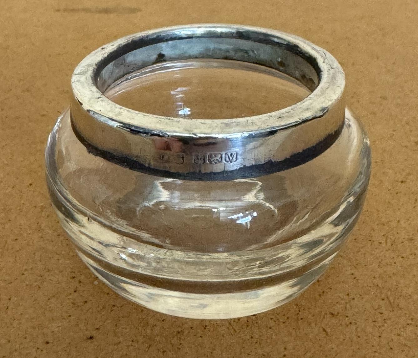 MINATURE HENRY W BATTY & SONS ANTIQUE GLASS TRINKET POT STERLING silber TRiM (Frühes 20. Jahrhundert) im Angebot