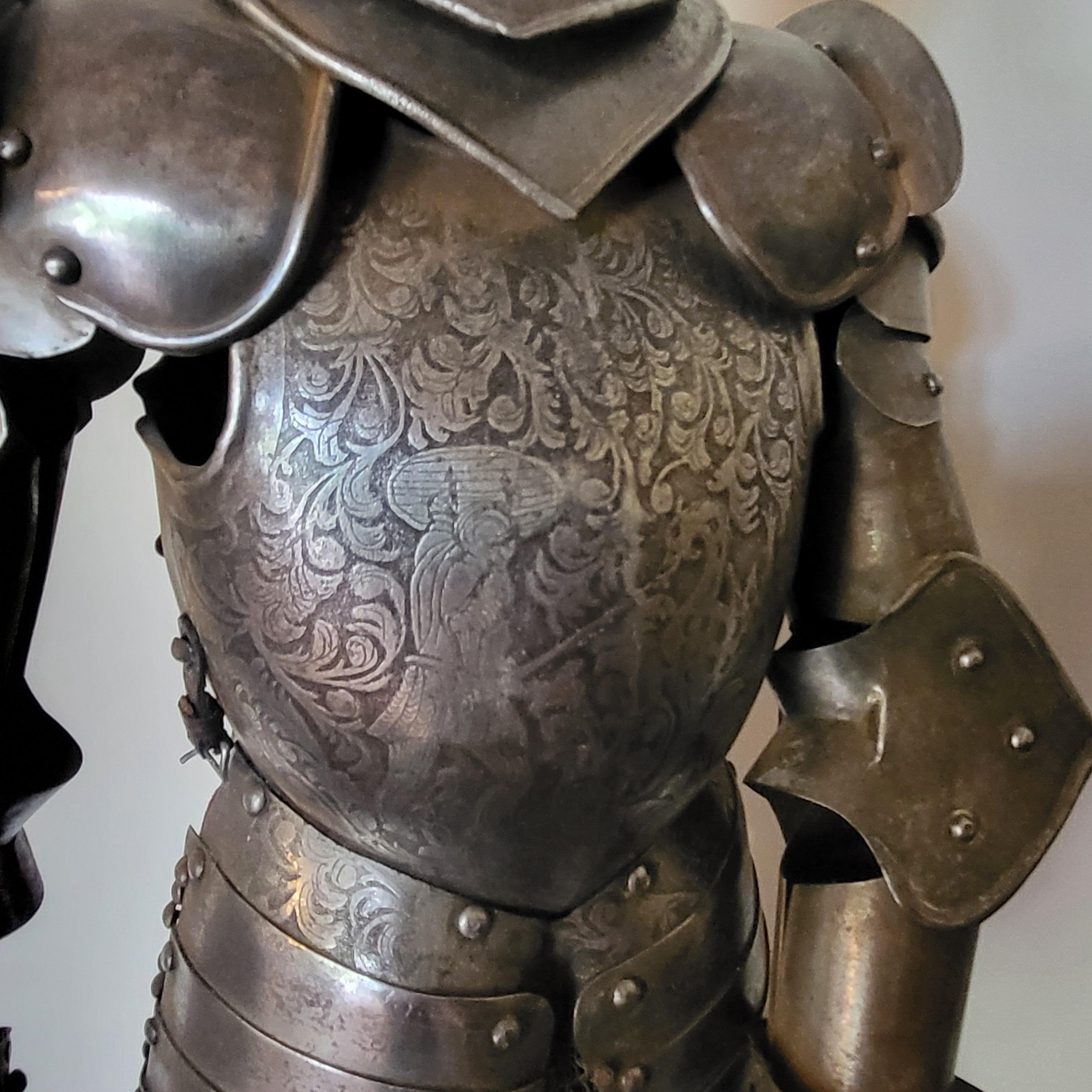 Medieval Minature suit of armour For Sale