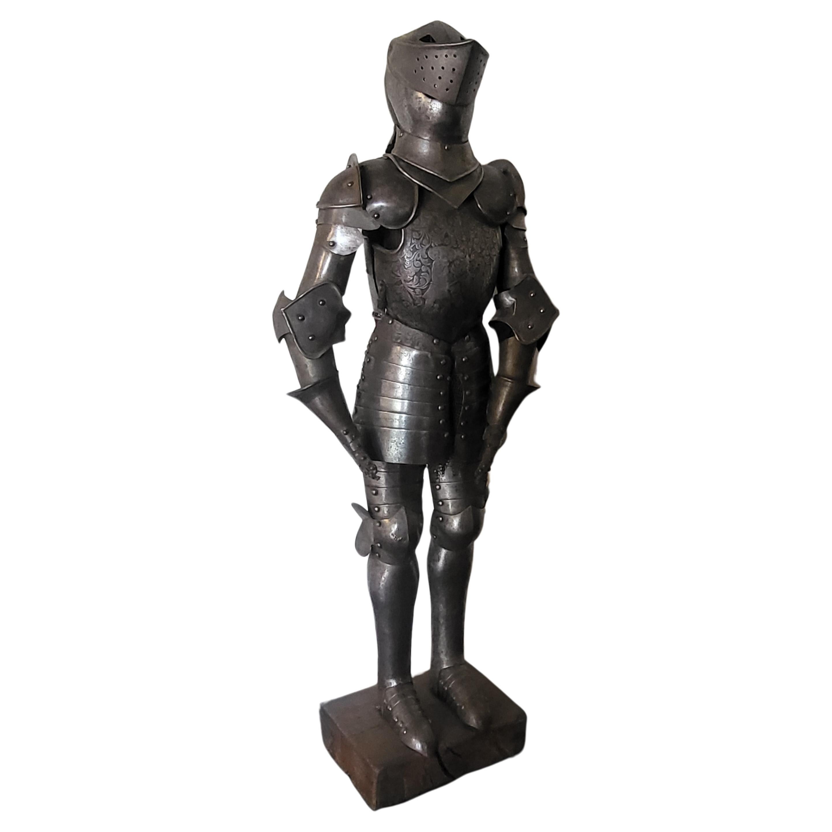 Minature suit of armour For Sale