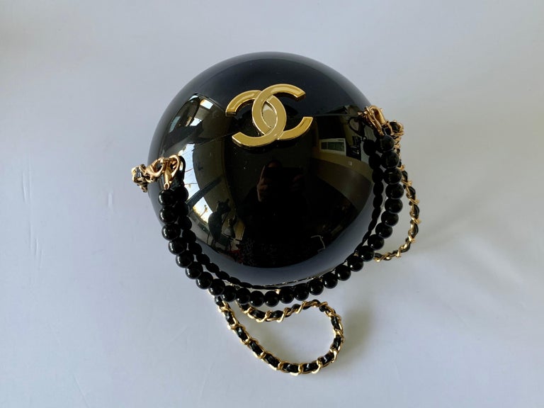 Minaudiere Chanel Black Round Double CC Logo Handbag 1