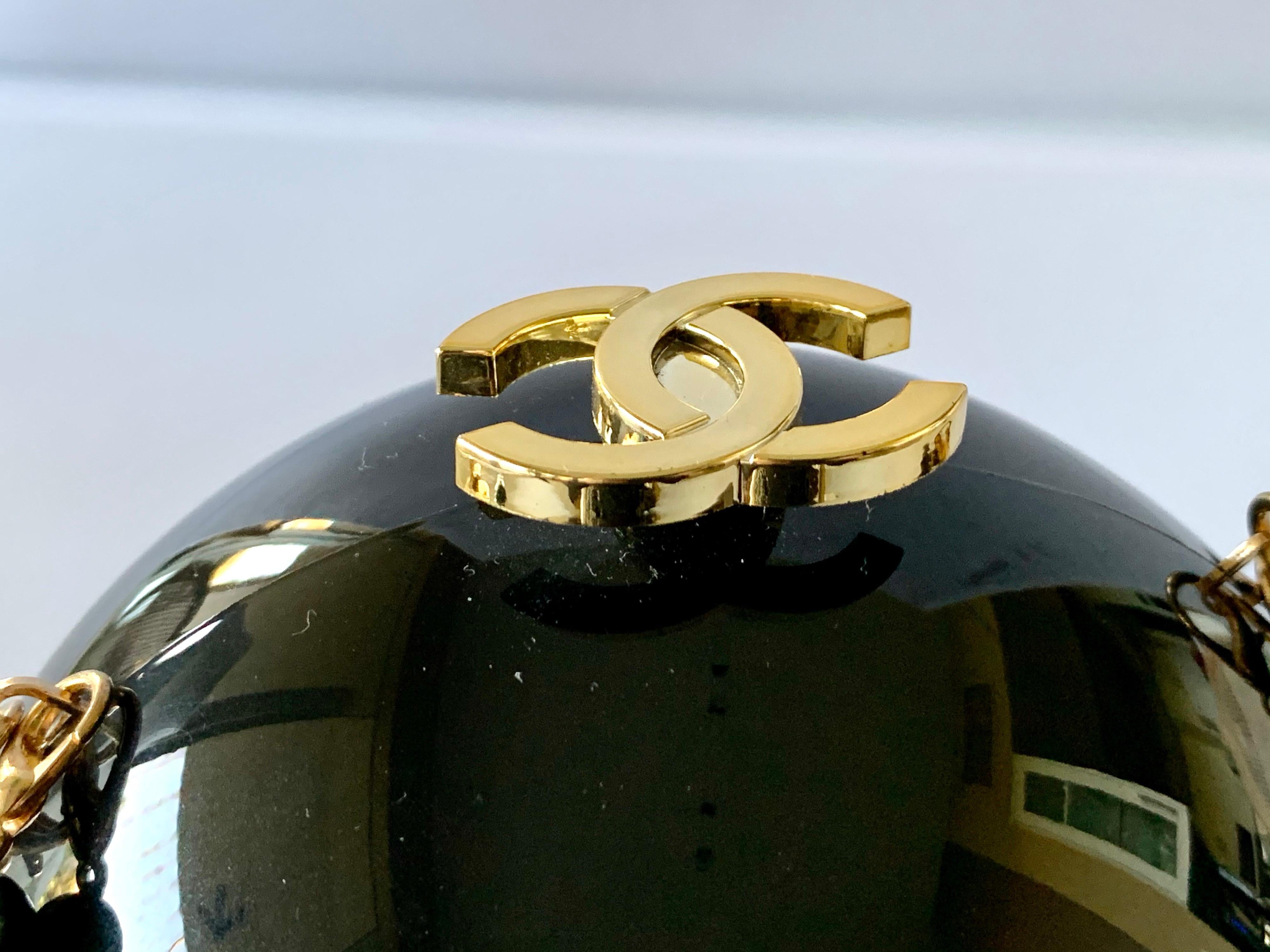 Minaudière Chanel Noir Rond Double CC Logo Sac à main 3