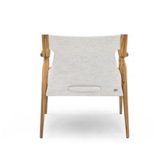 Sillón moderno de teca con tapicería de tela beige claro - Colección Mince