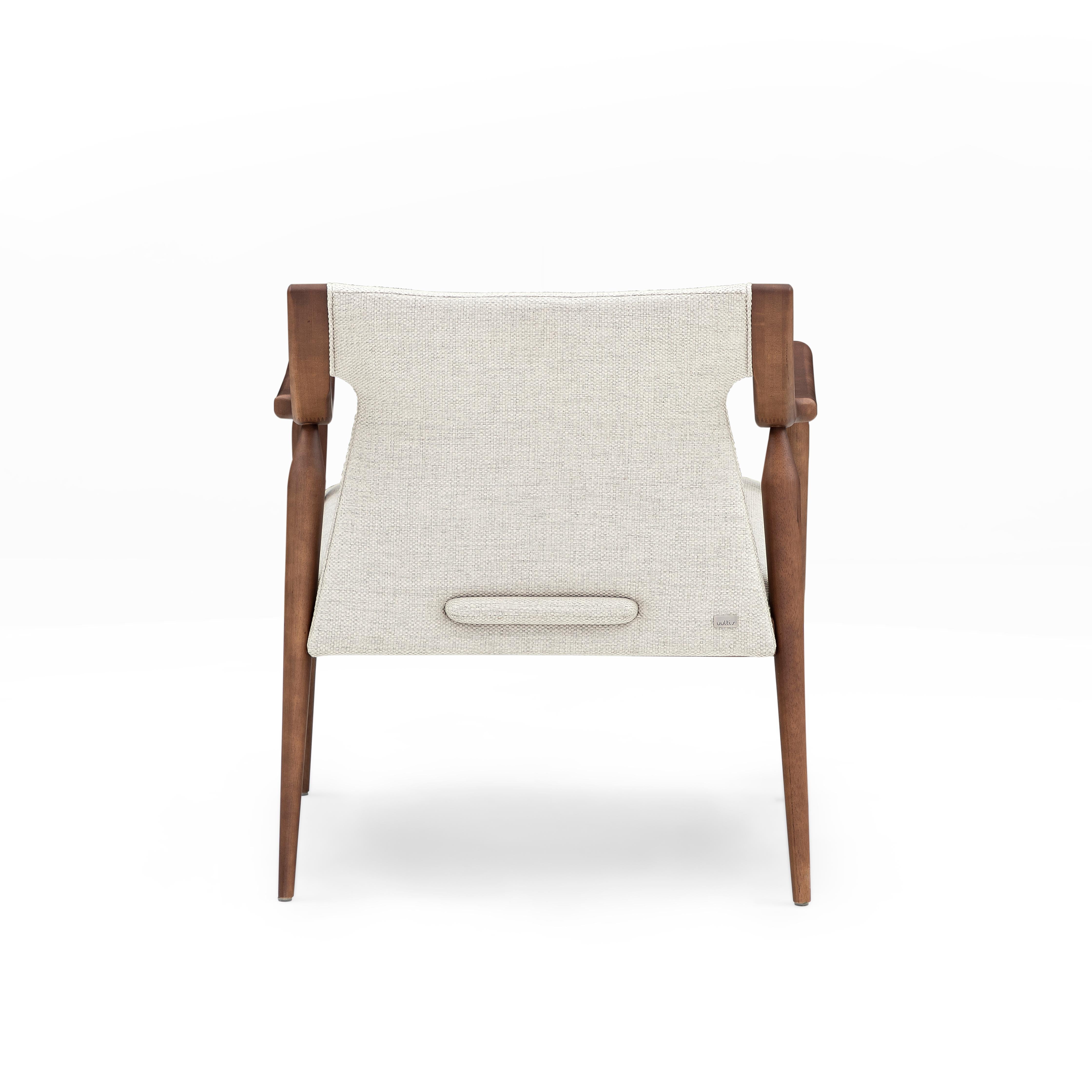 Brazilian Mince Armchair Featuring Curved Arms and Spindle Legs in Walnut Wood Finish For Sale