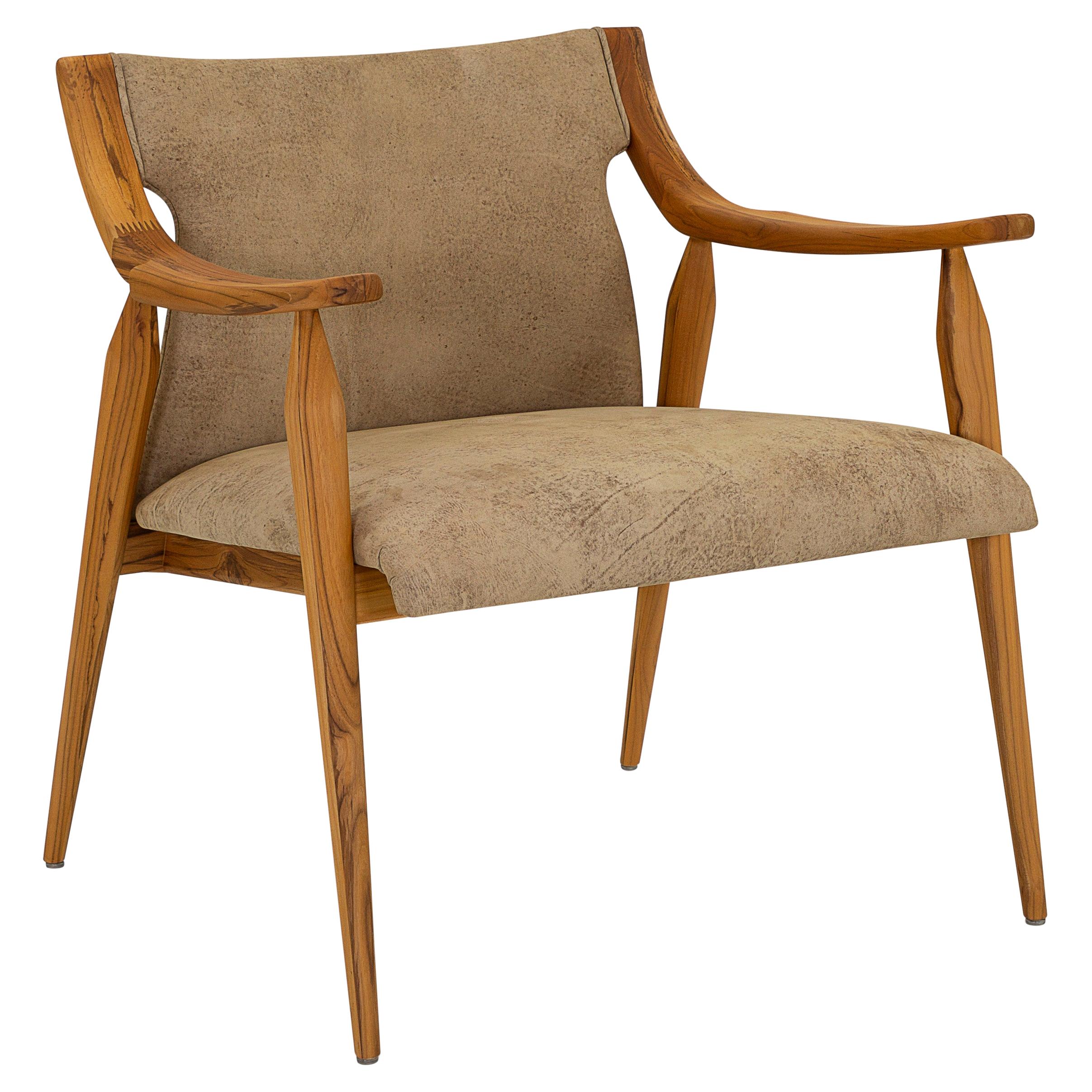 Mince Armchair Featuring Curved Arms, Spindle Legs in Teak Wood Finish & Leather