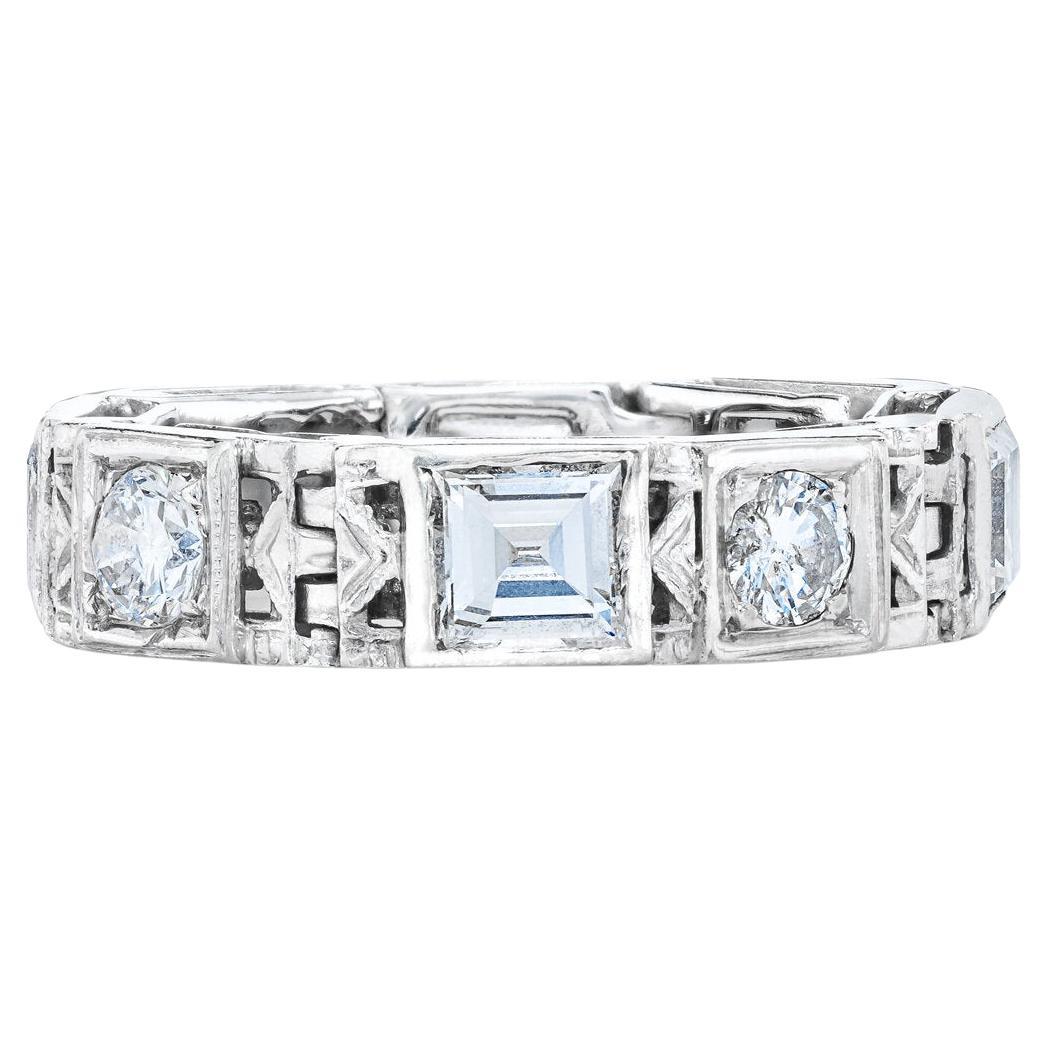 Mindi Mond Deco Rosa Ring mit Gliedern und Diamanten im Angebot