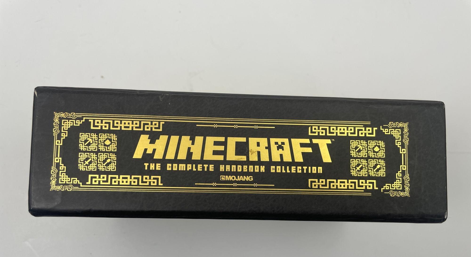 Minecraft The Complete Handbook Collection'S Set of 4 di Stephanie Milton in vendita 13