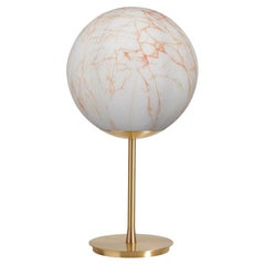 Lampada da tavolo a stelo Mineral Red Veinings di Studio AIDE