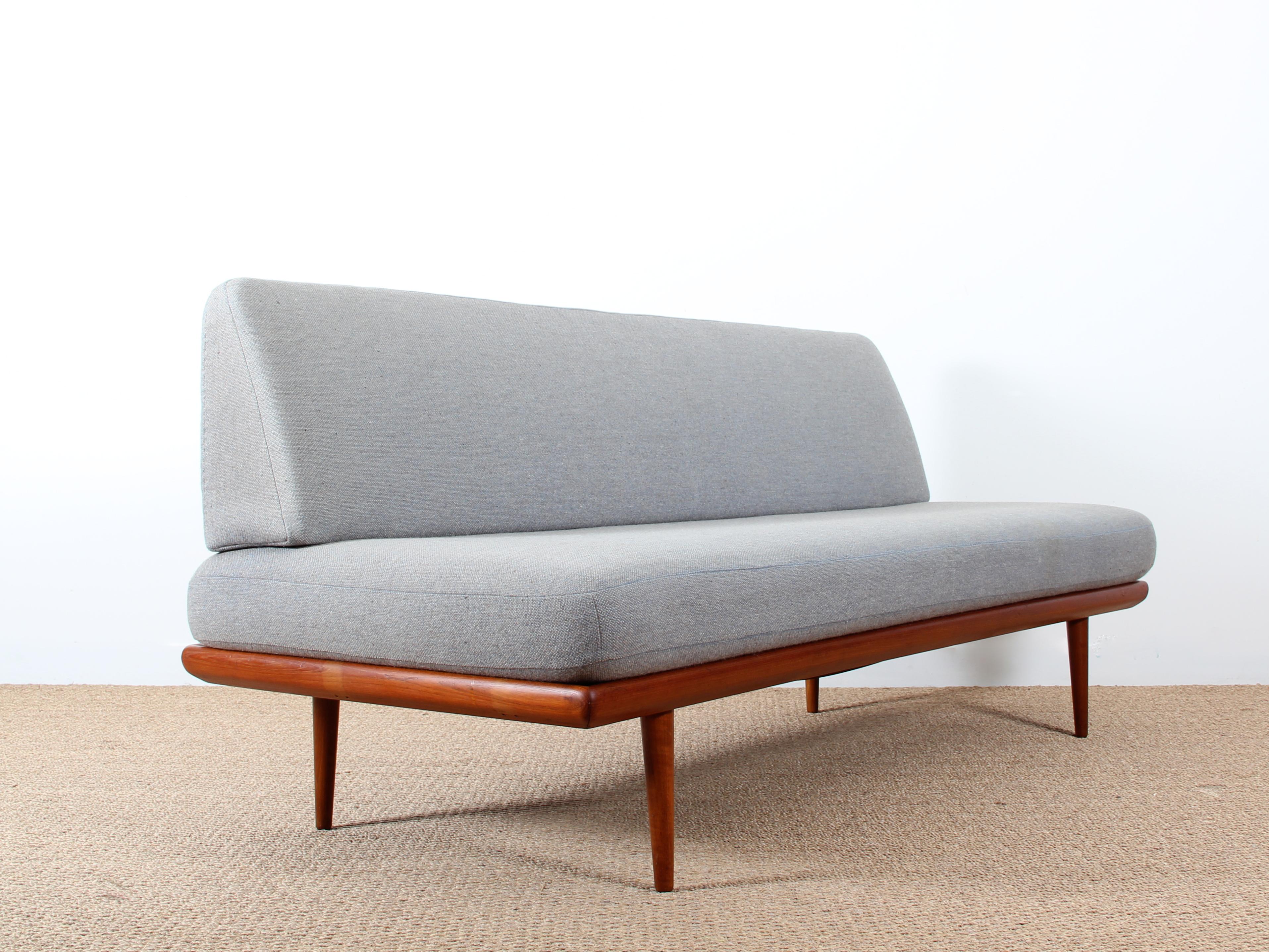 Minerva daybed by Peter Hvidt & Orla Mølgaard-Nielsen. Matress and back will be reupholstered with fabric of your choice. The price includes the renovation.