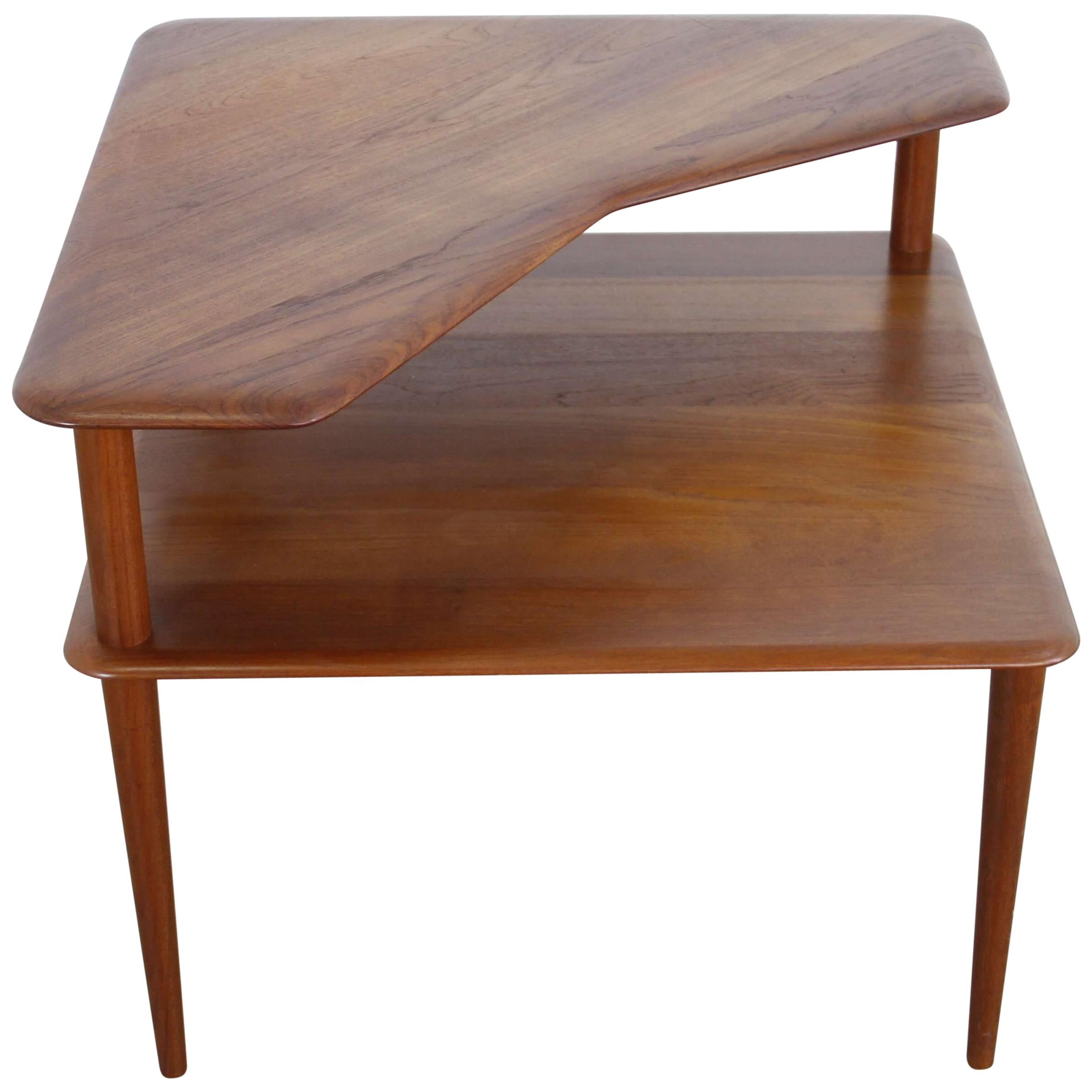 Minerva Side Table by Peter Hvidt 
Orla Mølgaard Nielsen for France 
Son 1960s