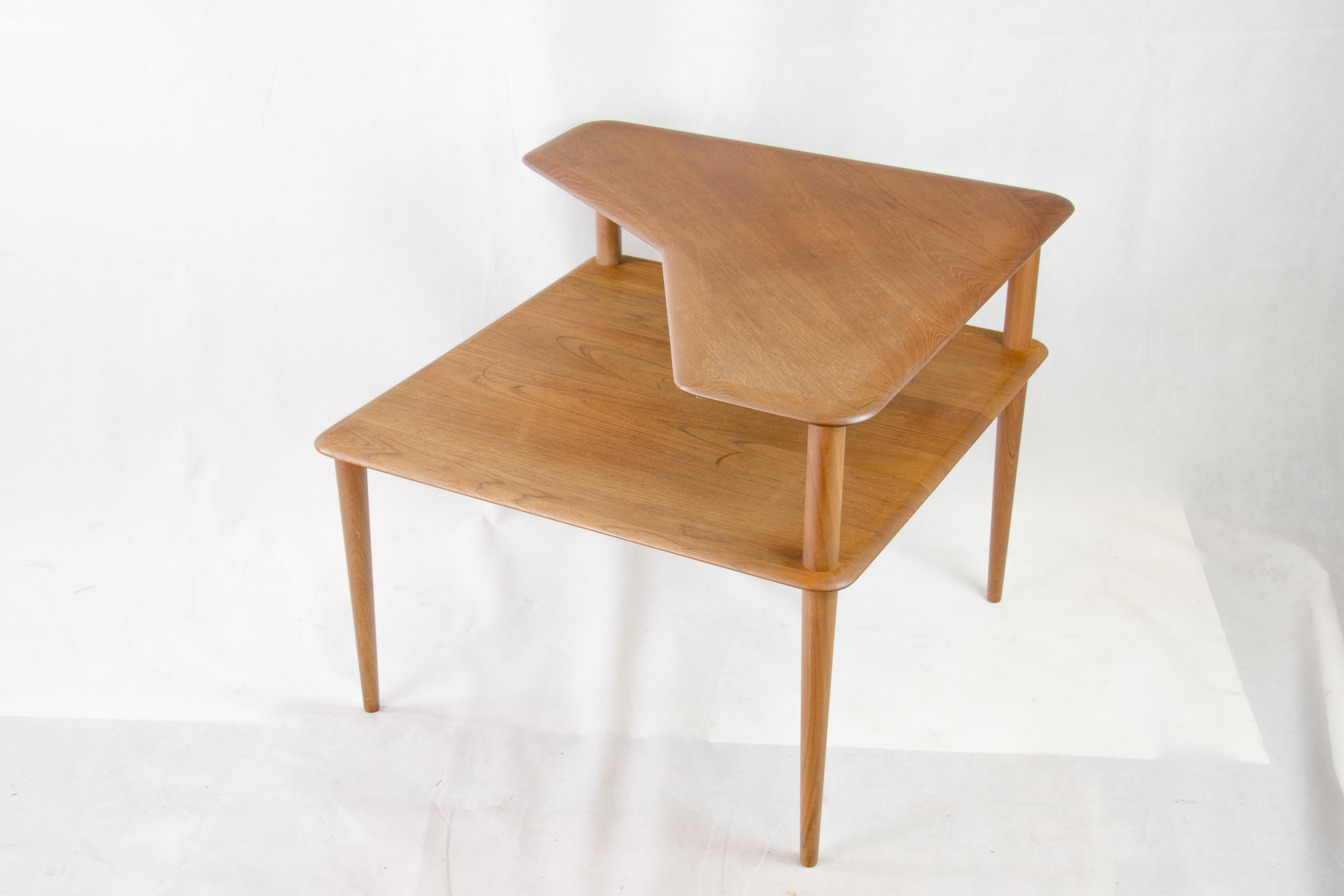 Danish Minerva side table by Peter Hvidt & Orla Molgaard Nielsen for France & Søn For Sale