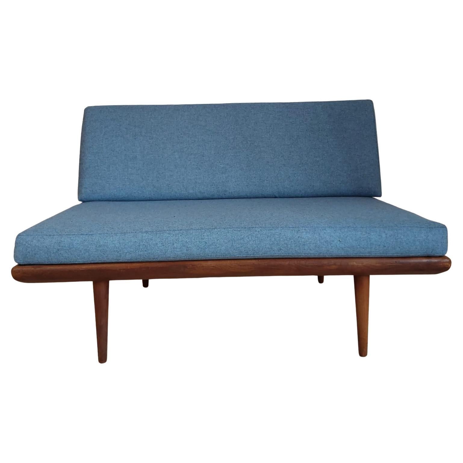 Minerva sofa by Peter Hvidt for France and son, Denmark 1960s