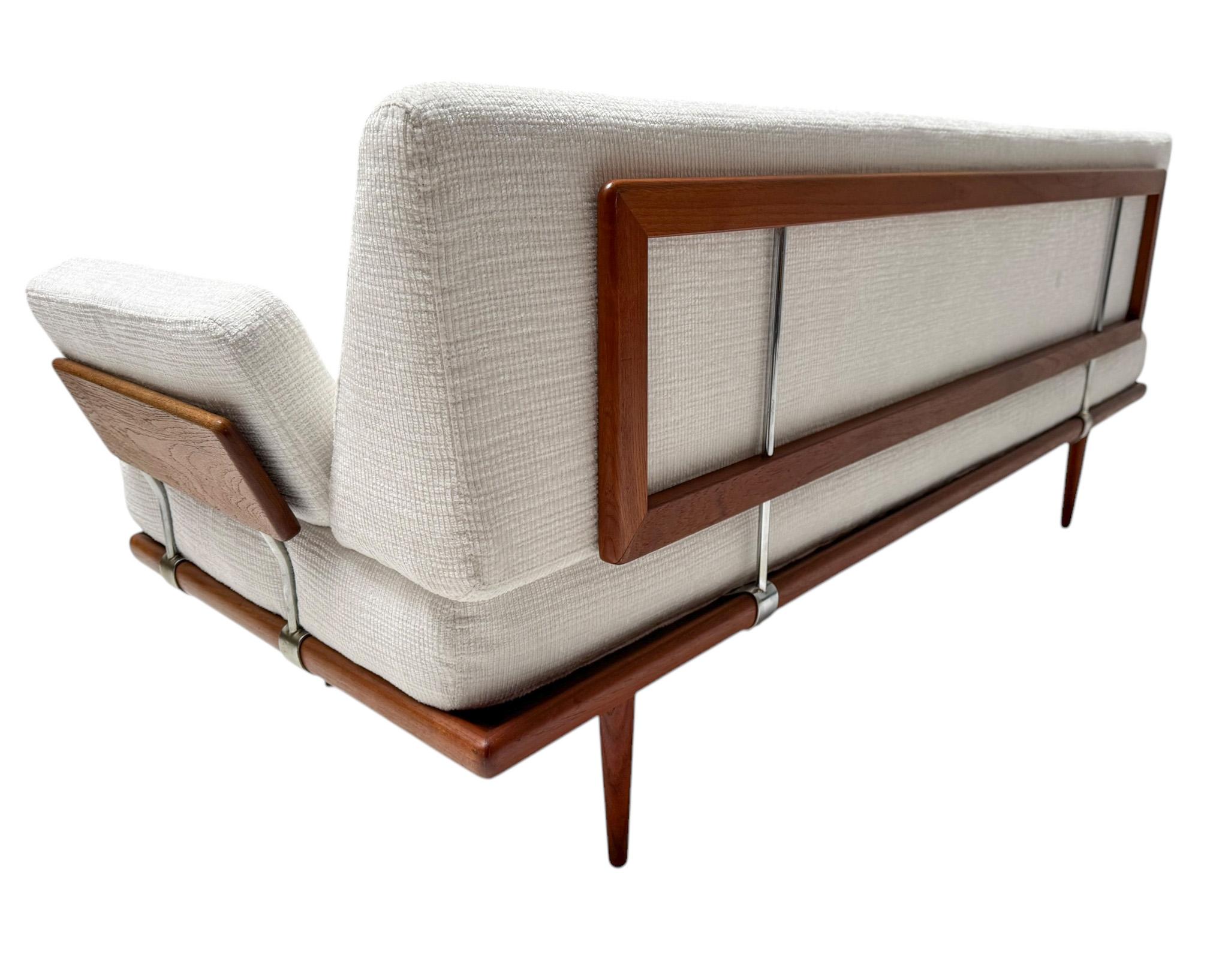 Mid-20th Century Minerva Sofa by Peter Hvidt & Orla Molgaard Nielsen for France & Søn, 1960s1960 For Sale