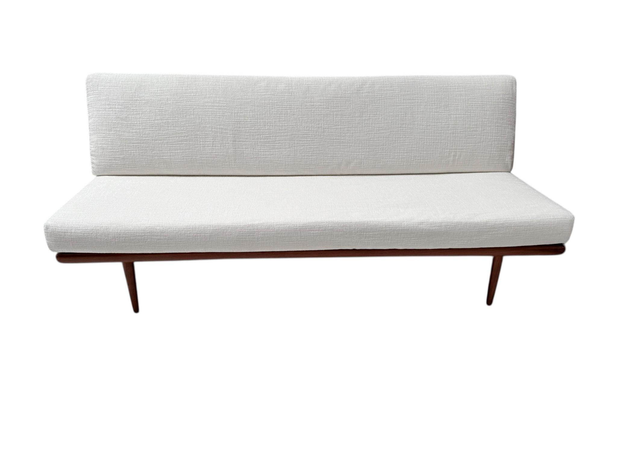 Bouclé Minerva Sofa Set by Peter Hvidt & Orla Molgaard Nielsen for France & Søn, 1960s en vente