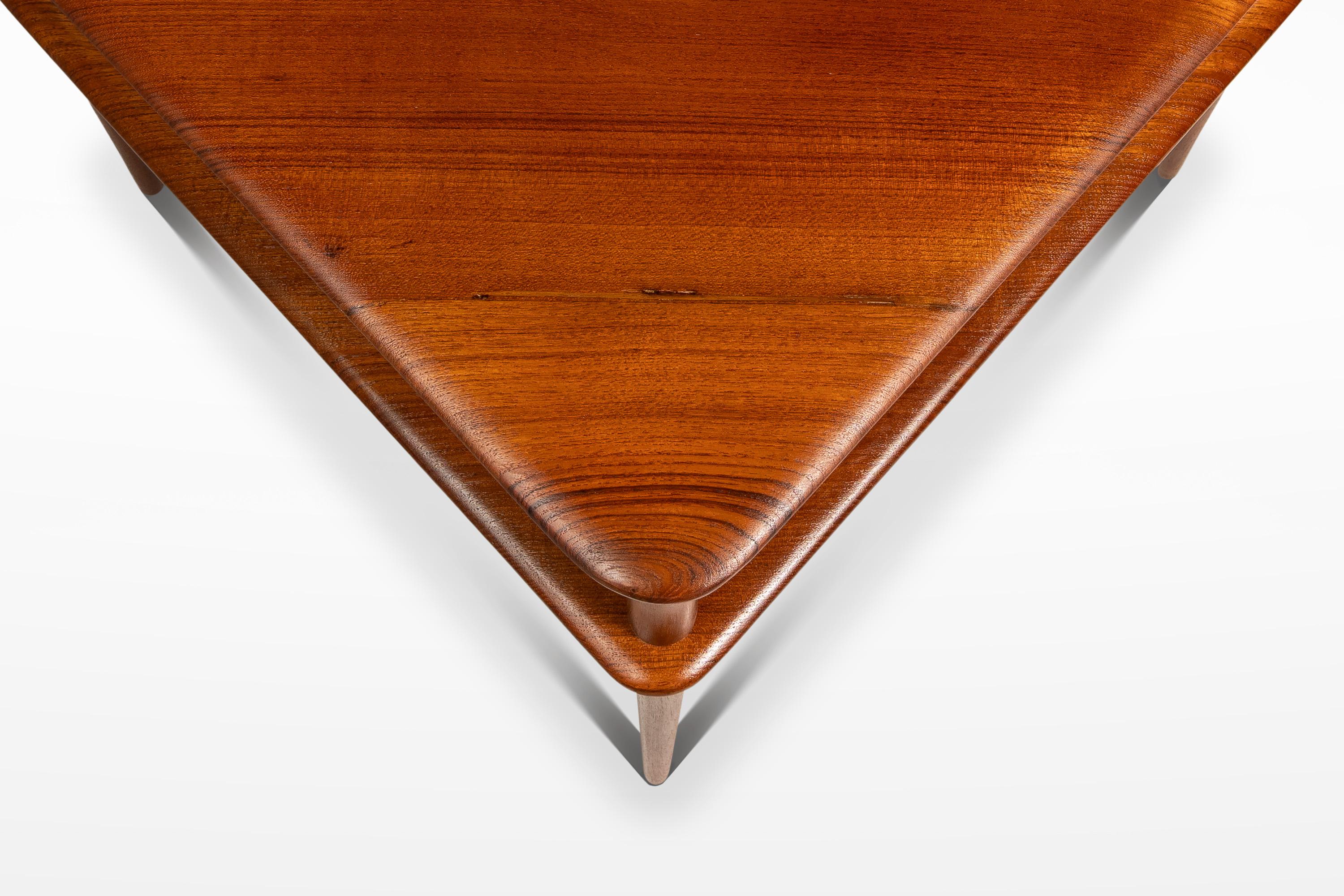 Tavolo 'Minerva', Peter Hvidt & Orla Mølgaard, France & Sons, Danimarca, 1960 ca. in vendita 7