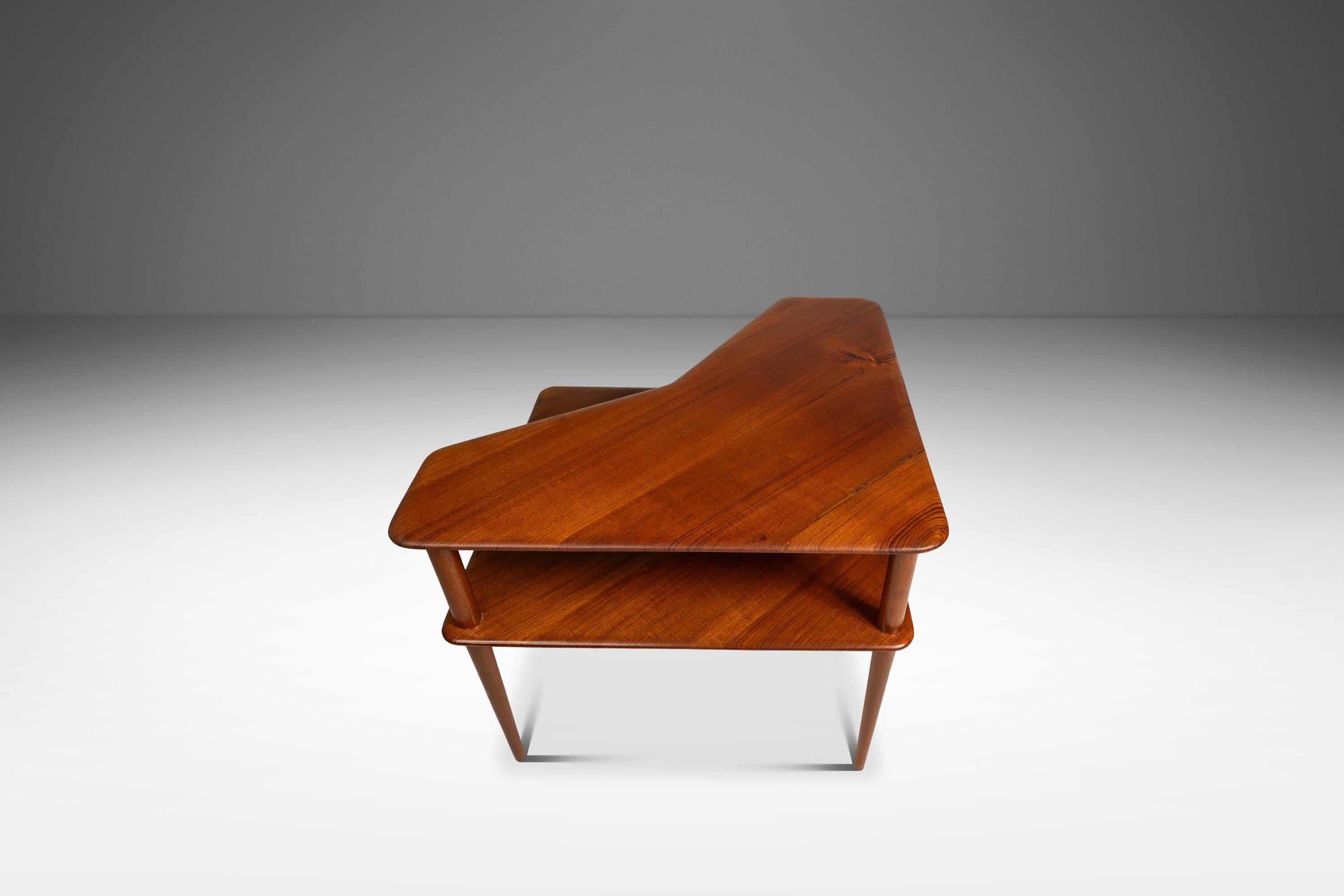Mid-Century moderno Tavolo 'Minerva', Peter Hvidt & Orla Mølgaard, France & Sons, Danimarca, 1960 ca. in vendita