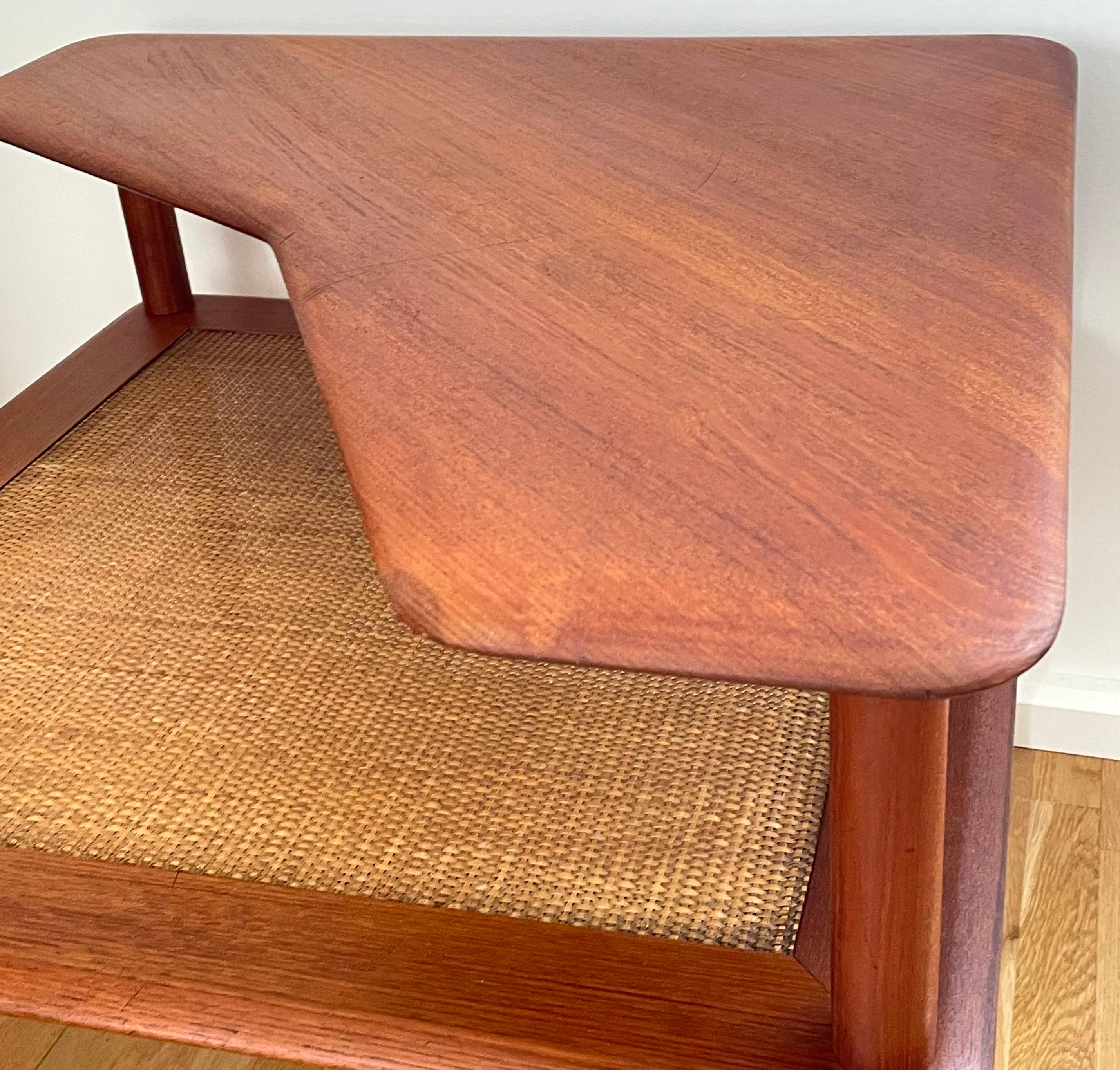 Minerva Teak Side Table by Hvidt & Mølgaard for France & Son, 1950s For Sale 2