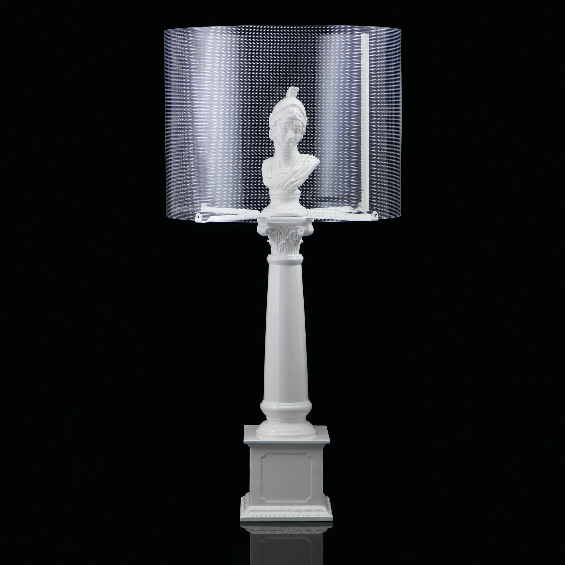 italien Lampe à touches Minerva, blanche en vente