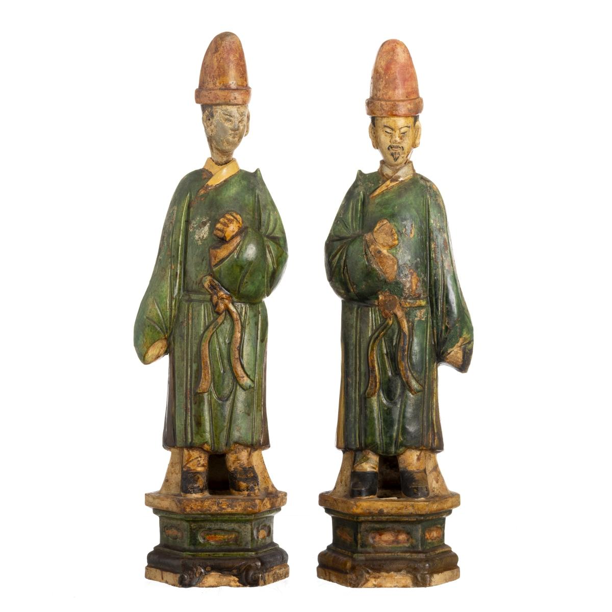 Ming Dunasty - Two Procedural Figures In Good Condition For Sale In Porto, PT