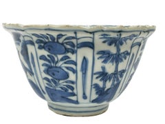 Chinesische Krähenbecher-Schale aus blauem und weißem Porzellan der Ming-Dynastie, Wanli, ca. 1600