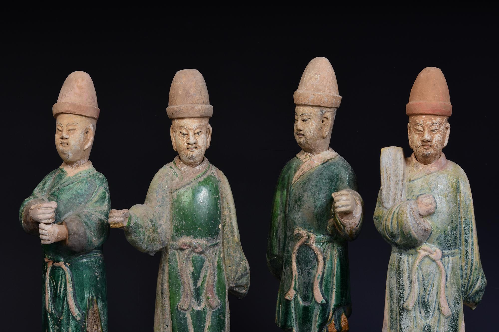 Ming Dynasty, Ein Satz antiker chinesischer glasierter Töpferwaren und Sänfte im Angebot 10