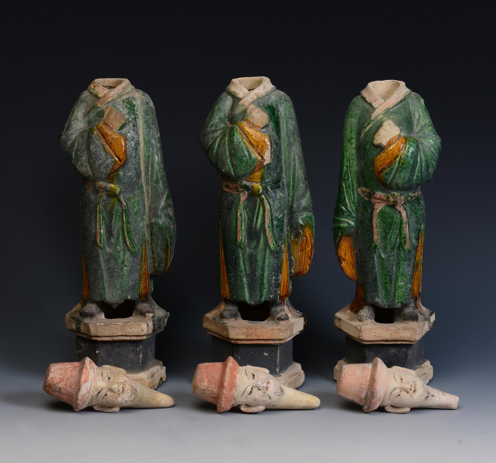 Ming Dynasty, A Set of Antique Chinese Green Glazed Pottery Standing Court Man 10