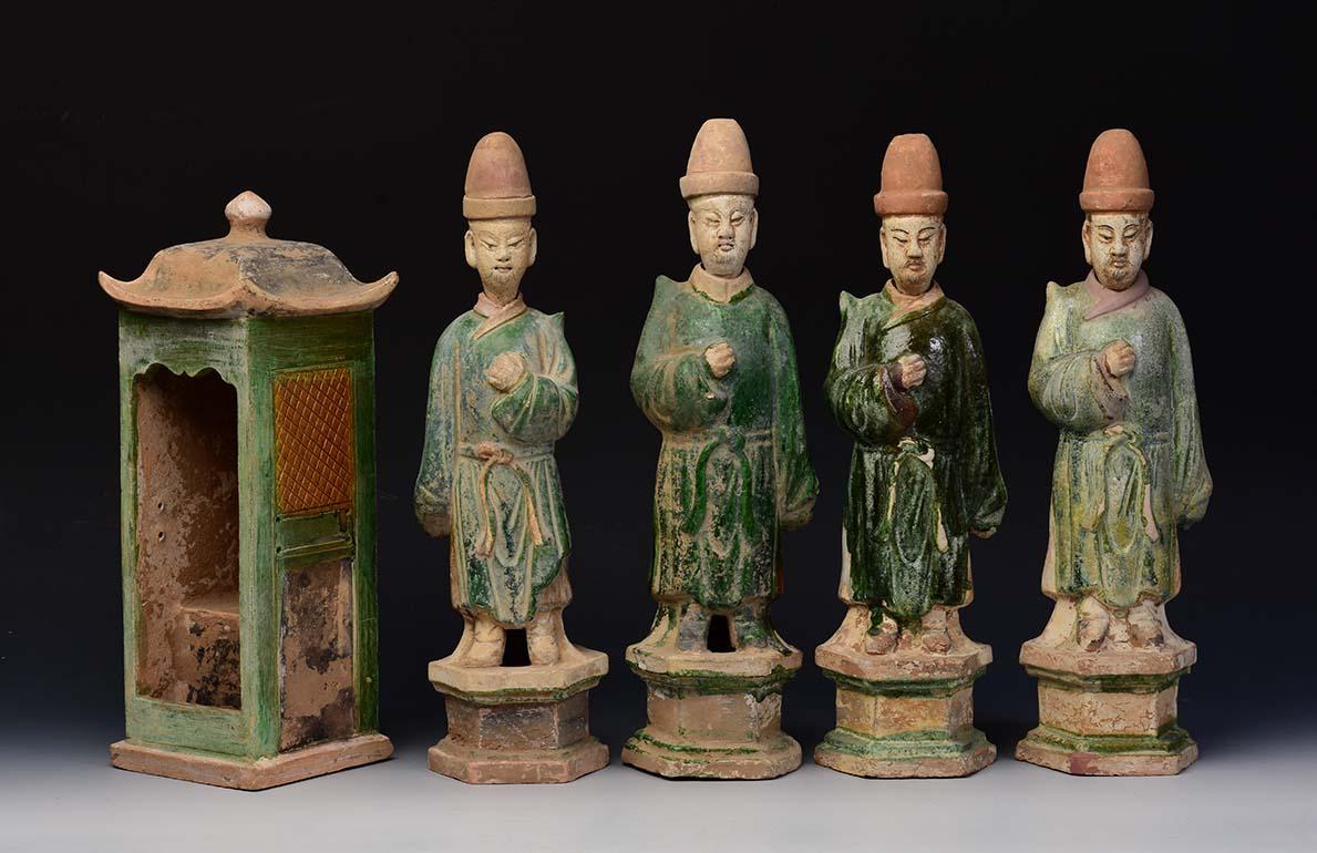 Ming Dynasty, A Set of Antique Chinese Glazed Pottery Attendants and Palanquin 6
