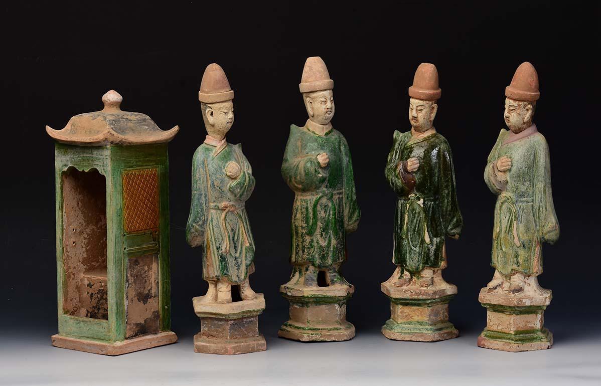 Ming Dynasty, A Set of Antique Chinese Glazed Pottery Attendants and Palanquin 7