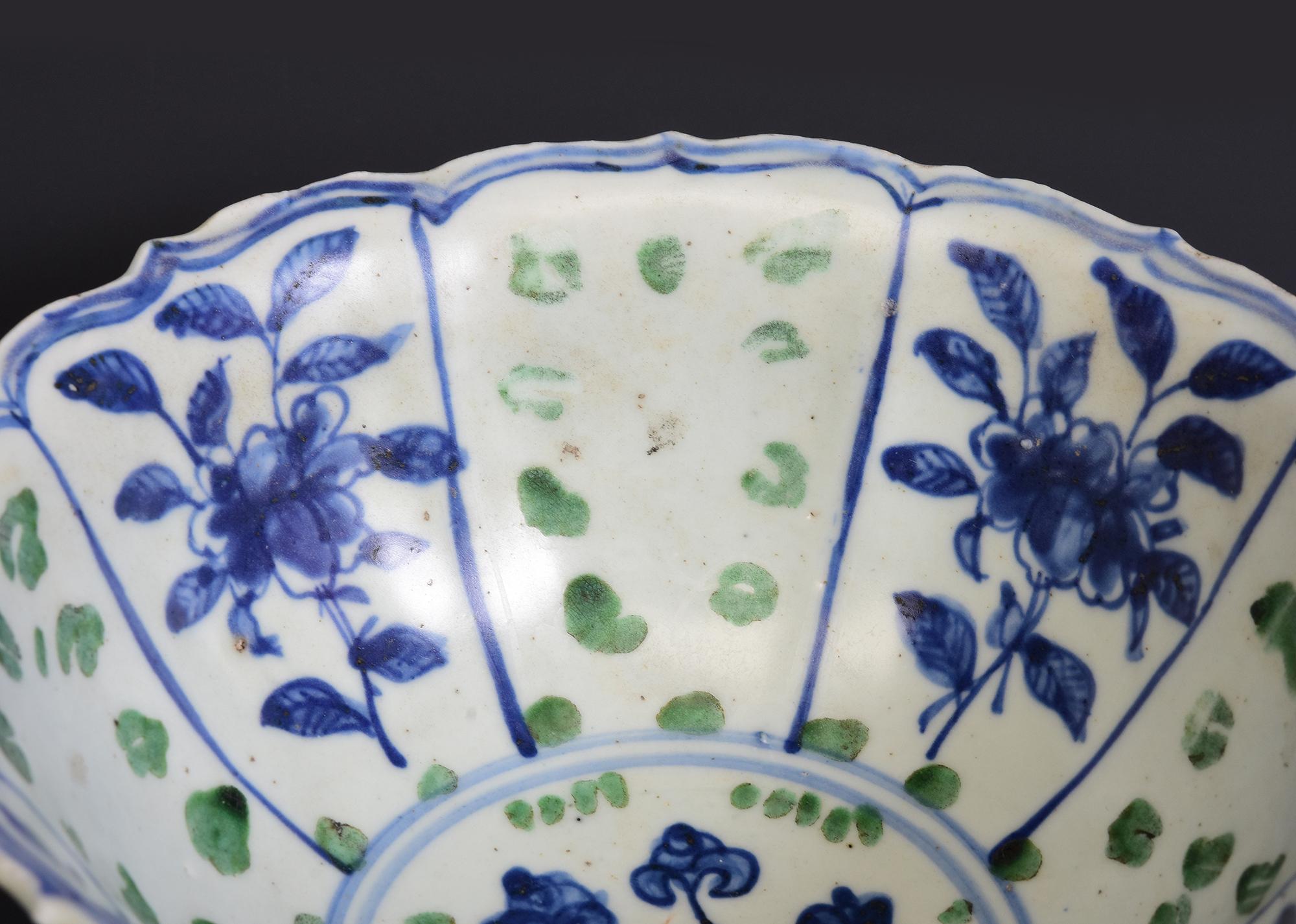 Fino al XVIII secolo Ciotola in ceramica dipinta antica della dinastia Ming, cinese
