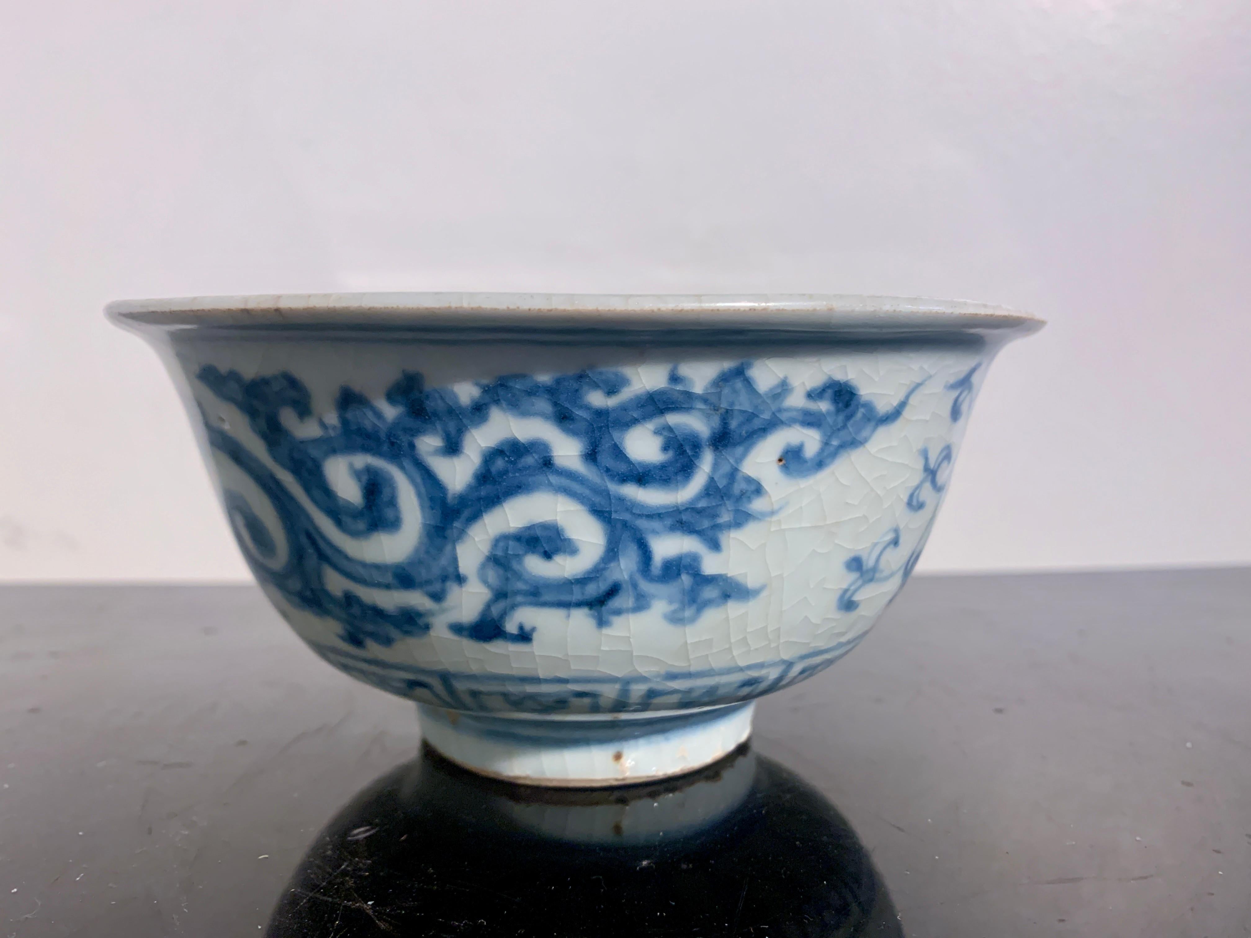 the dragon on the 16th century bowl from the chinese ming dynasty is best described as
