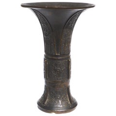 Vaso Gu de bronce de la dinastía Ming