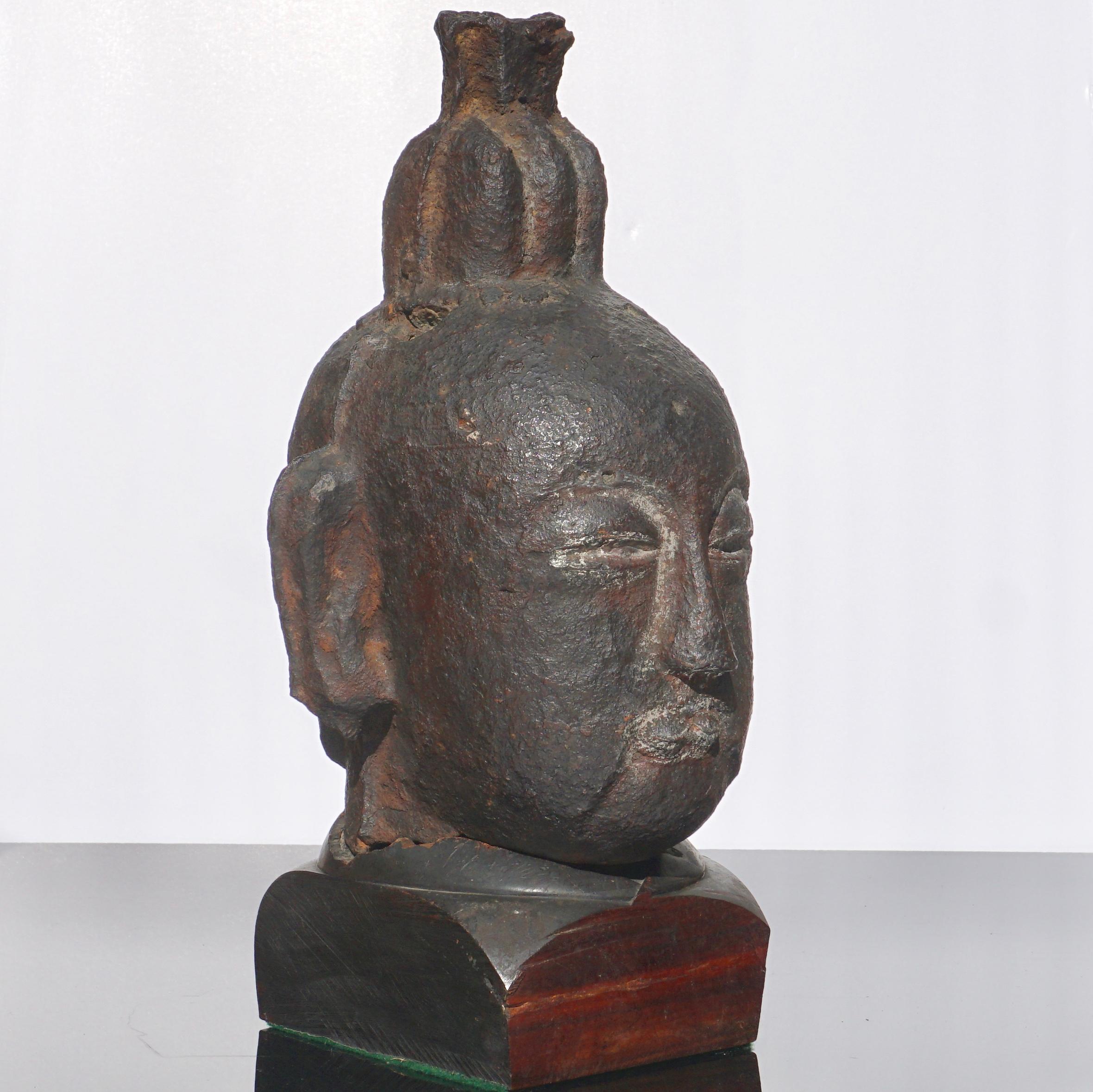 Song to Ming Dynasty Cast Iron Daoist Buddhist Head In Excellent Condition For Sale In Dallas, TX