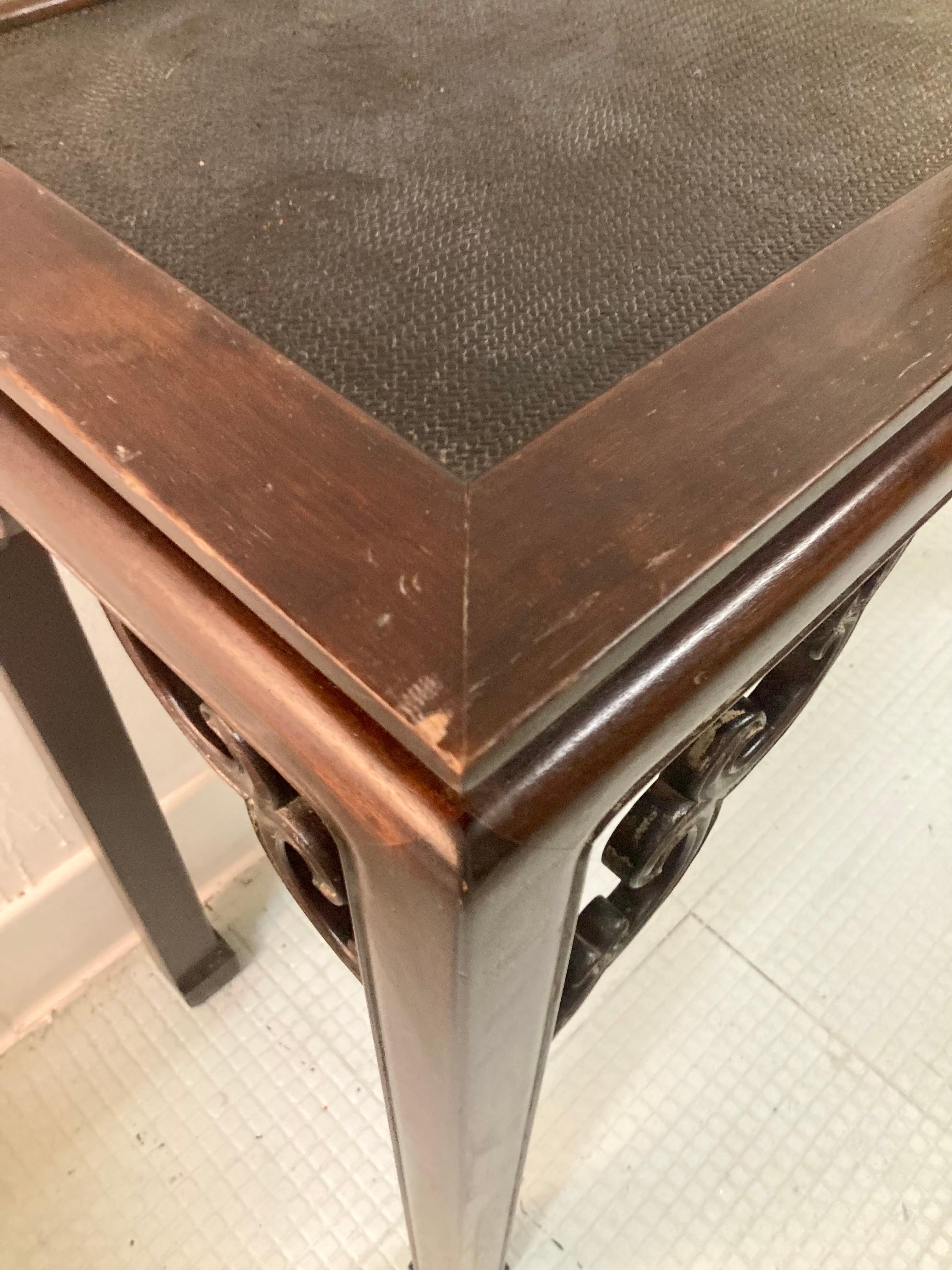 Ming Dynasty Chinese Console With Raffia Top For Sale 5