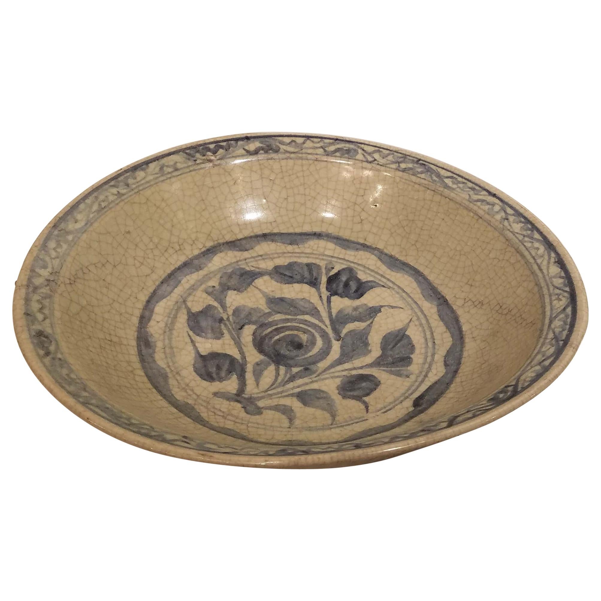 Ming Dynasty Chinese Porcelain Celadon Bowl