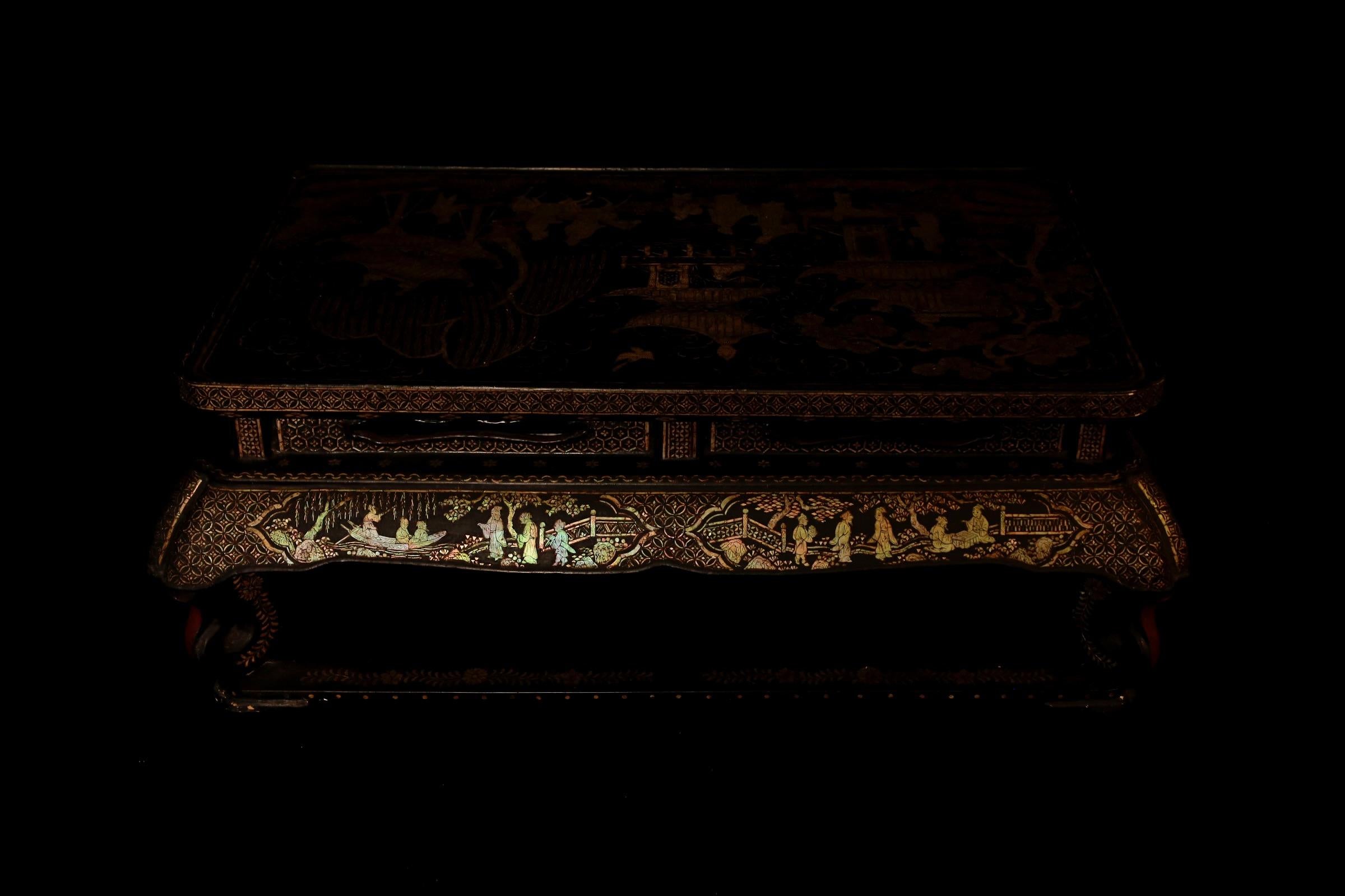 Ming Dynasty Period Scholar's Garden: Mother-of-Pearl Inlaid Lacquer Kang Table For Sale 13