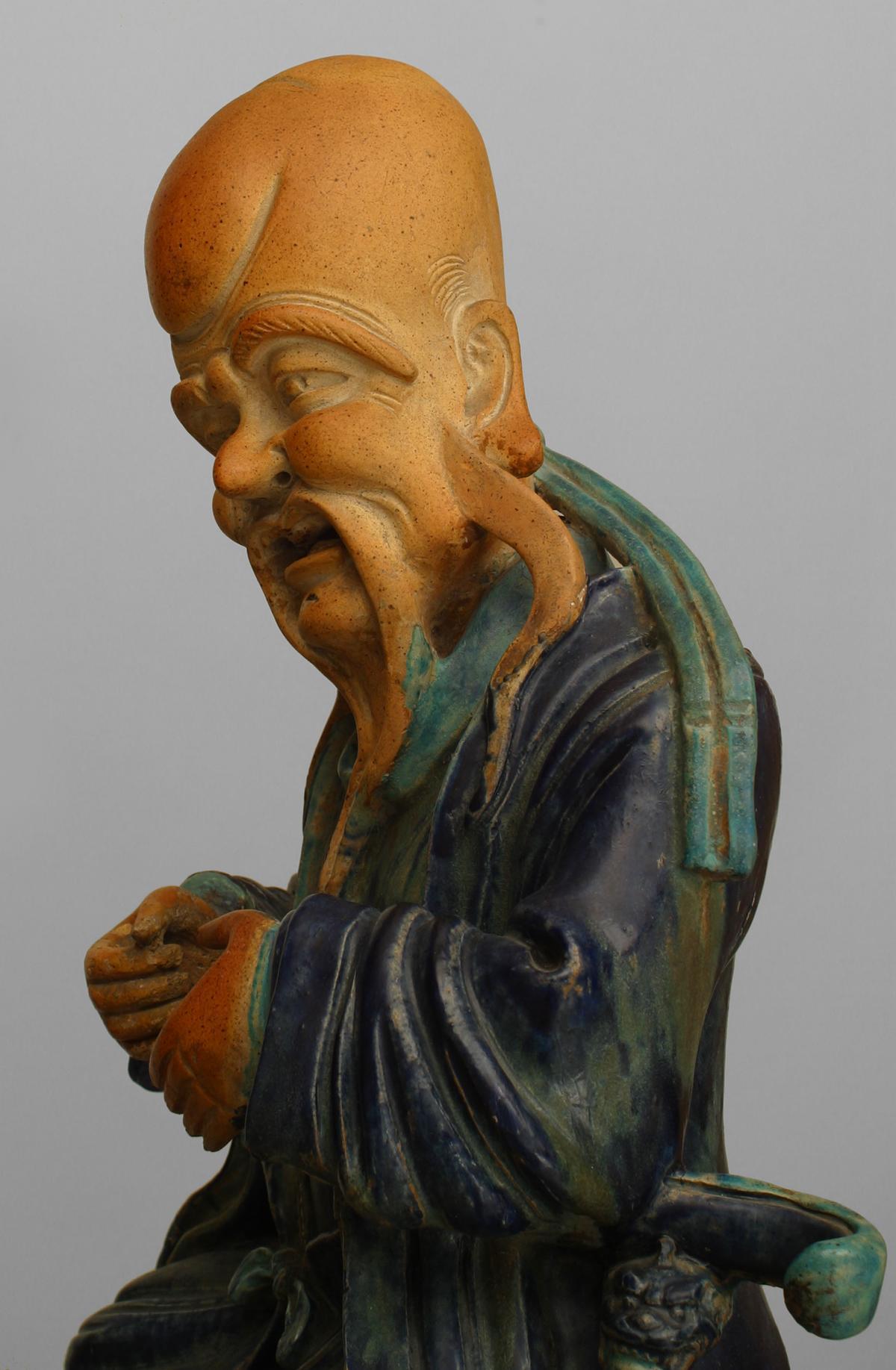 18th Century and Earlier Ming Dynasty Porcelain Shou Lau Figure For Sale