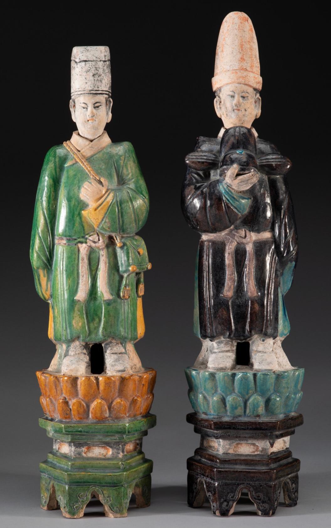 Smaltato Figure di tombe dignitarie smaltate della dinastia Ming Sancai in vendita