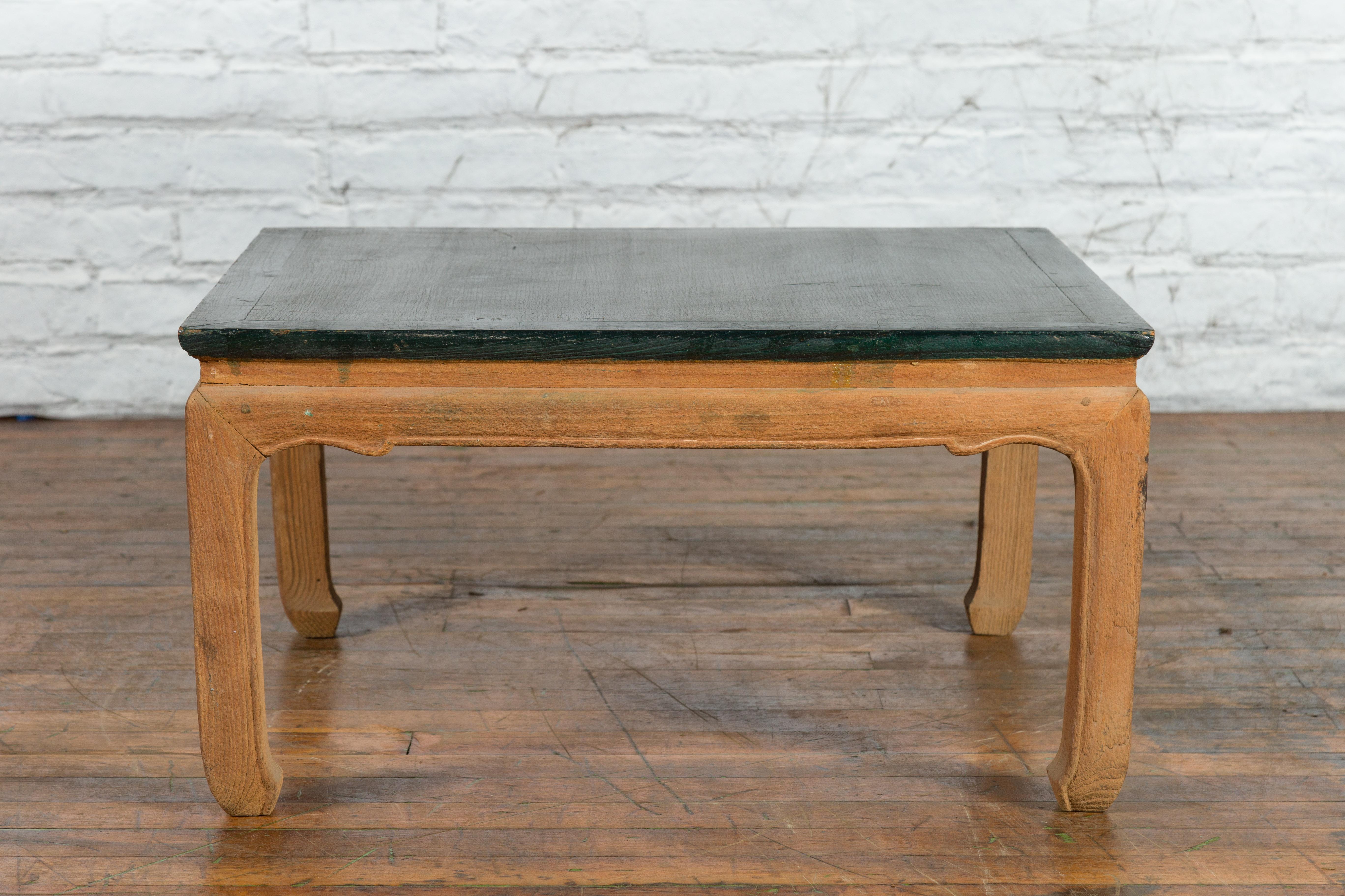 Ming Dynasty Style Coffee Table with Green Lacquer Top and Natural Patina For Sale 5
