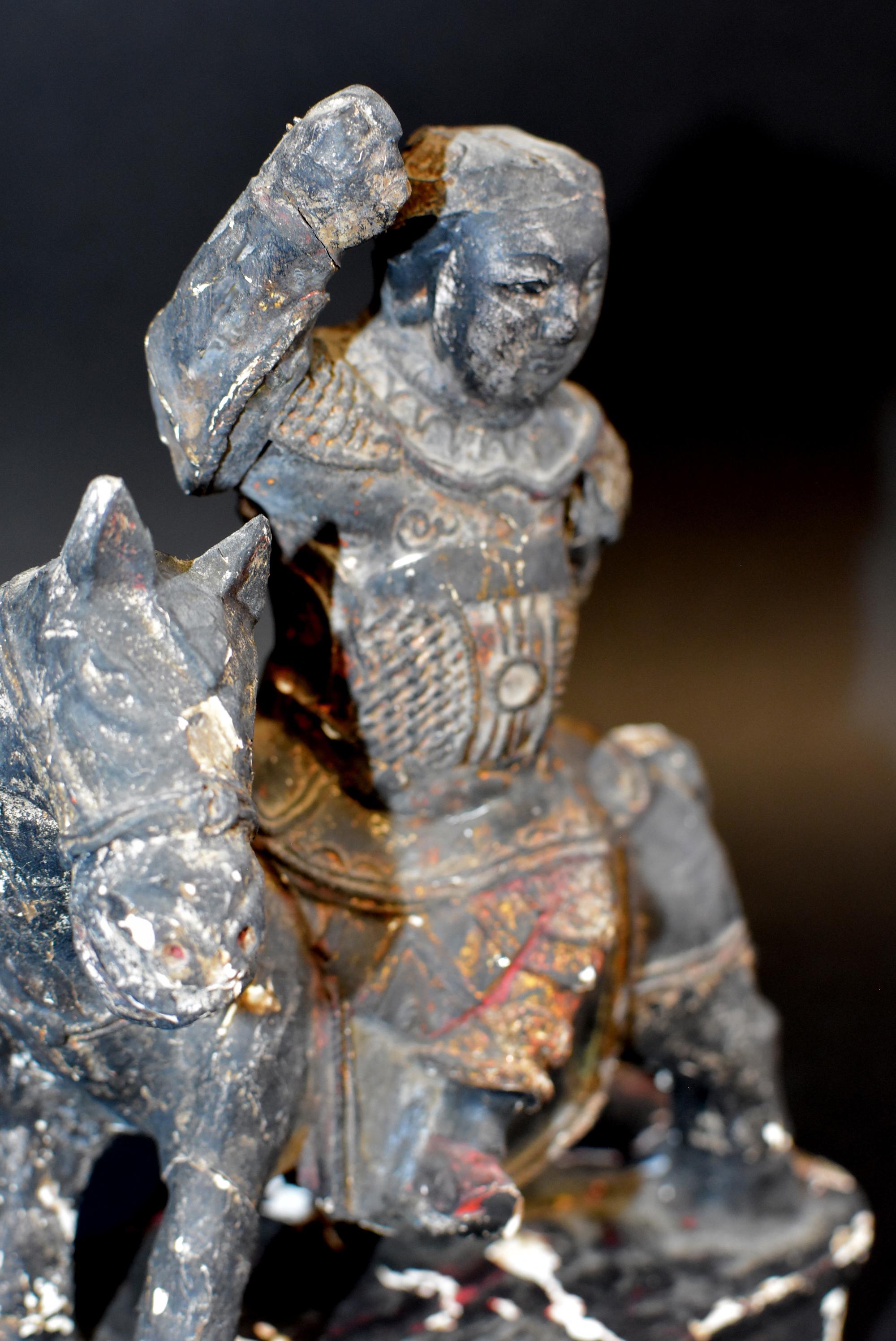Statue d'un guerrier de Ming en vente 11