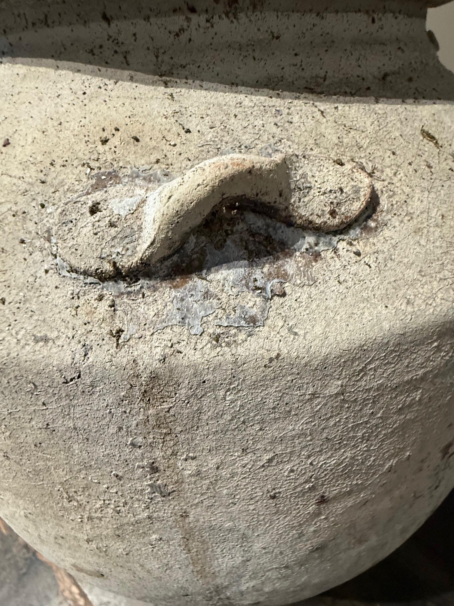 Non smaltato Vaso per alimenti in ceramica non smaltata della dinastia Ming, Cina, XVIII secolo in vendita