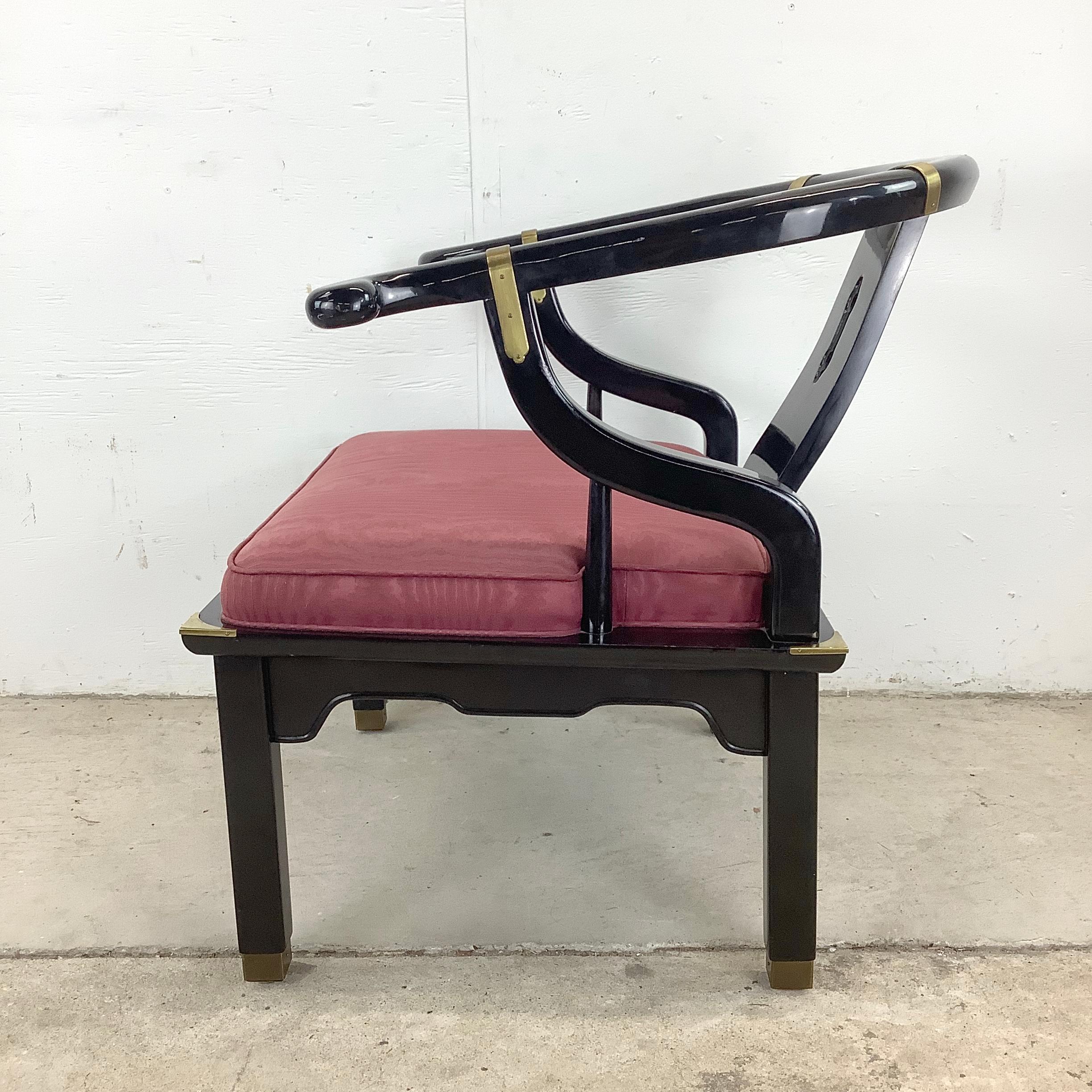 Fauteuil en laque noire inspiré de James Ming, dans le style de James Mont Bon état - En vente à Trenton, NJ