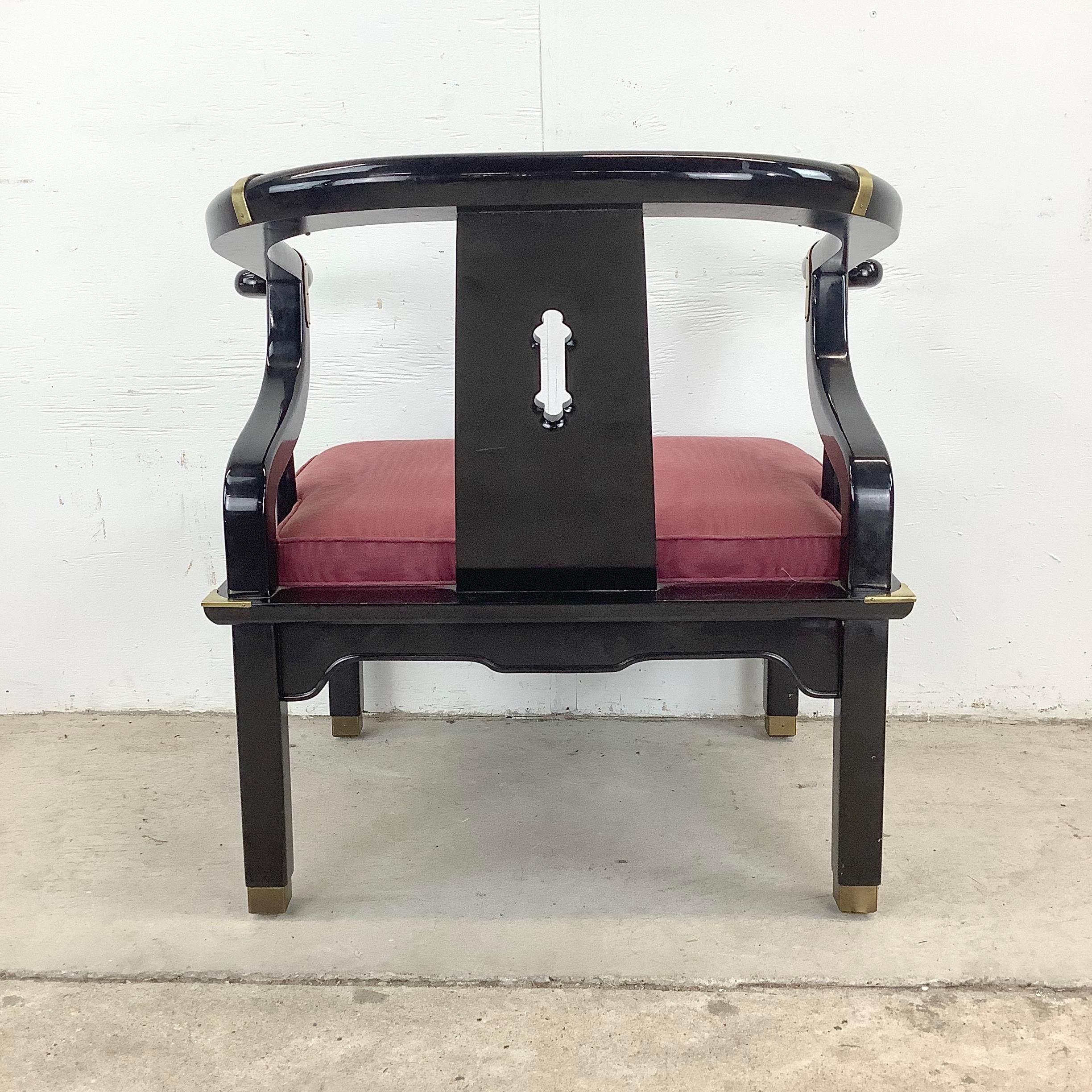 20ième siècle Fauteuil en laque noire inspiré de James Ming, dans le style de James Mont en vente