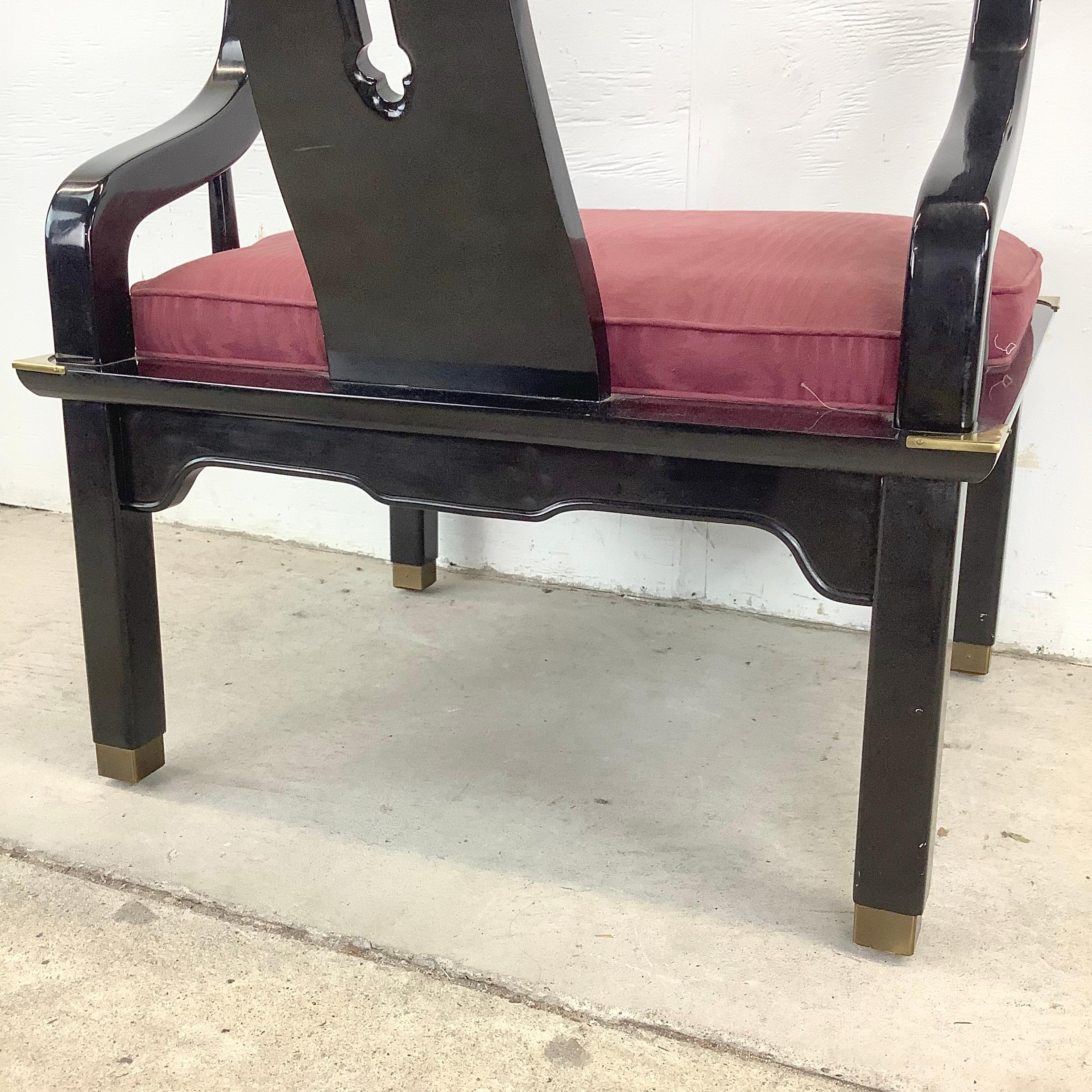 Fauteuil en laque noire inspiré de James Ming, dans le style de James Mont en vente 3