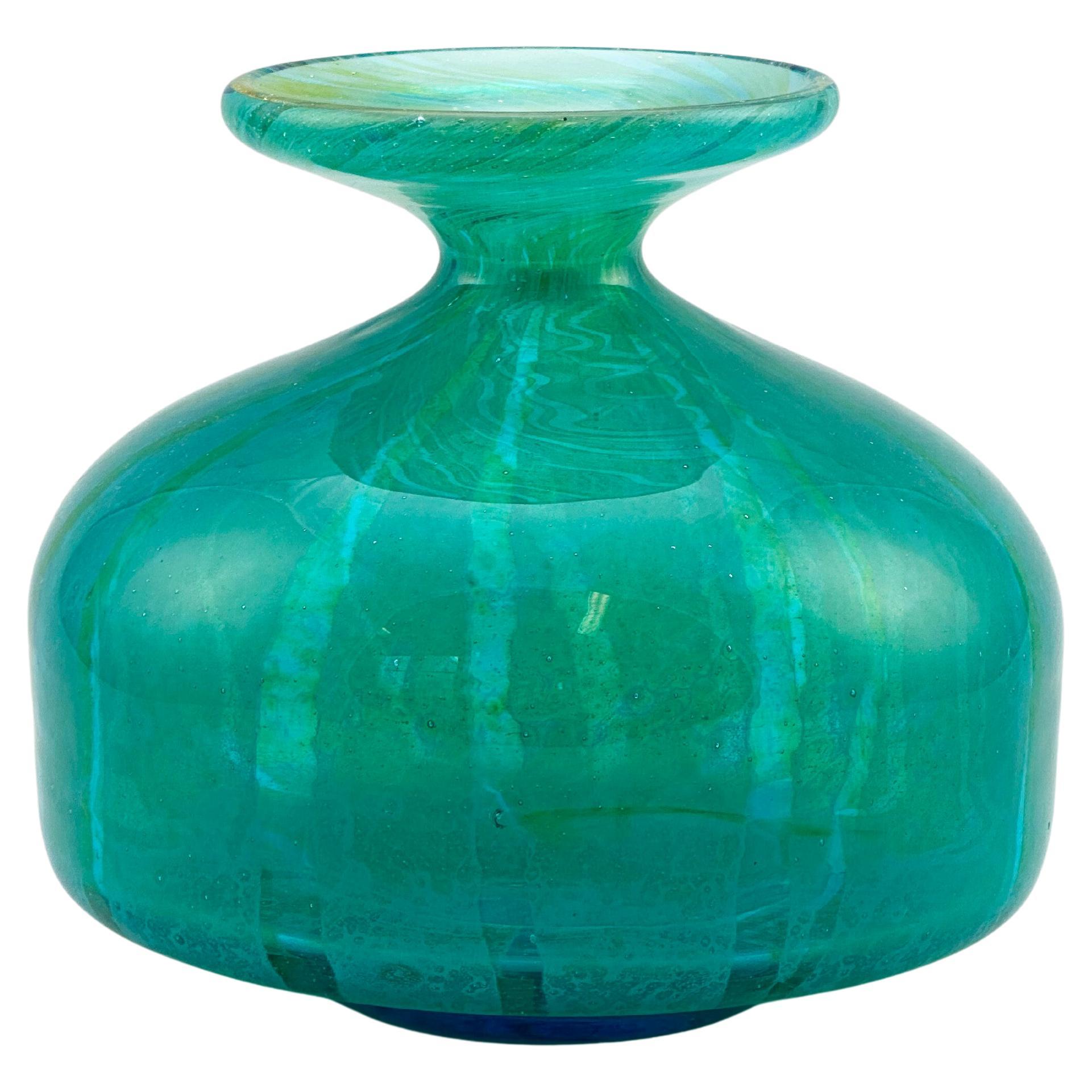 Vase à bouteille trapue à motif Ming, turquoise et vert, Mdina Glass, Malte, années 1970 en vente