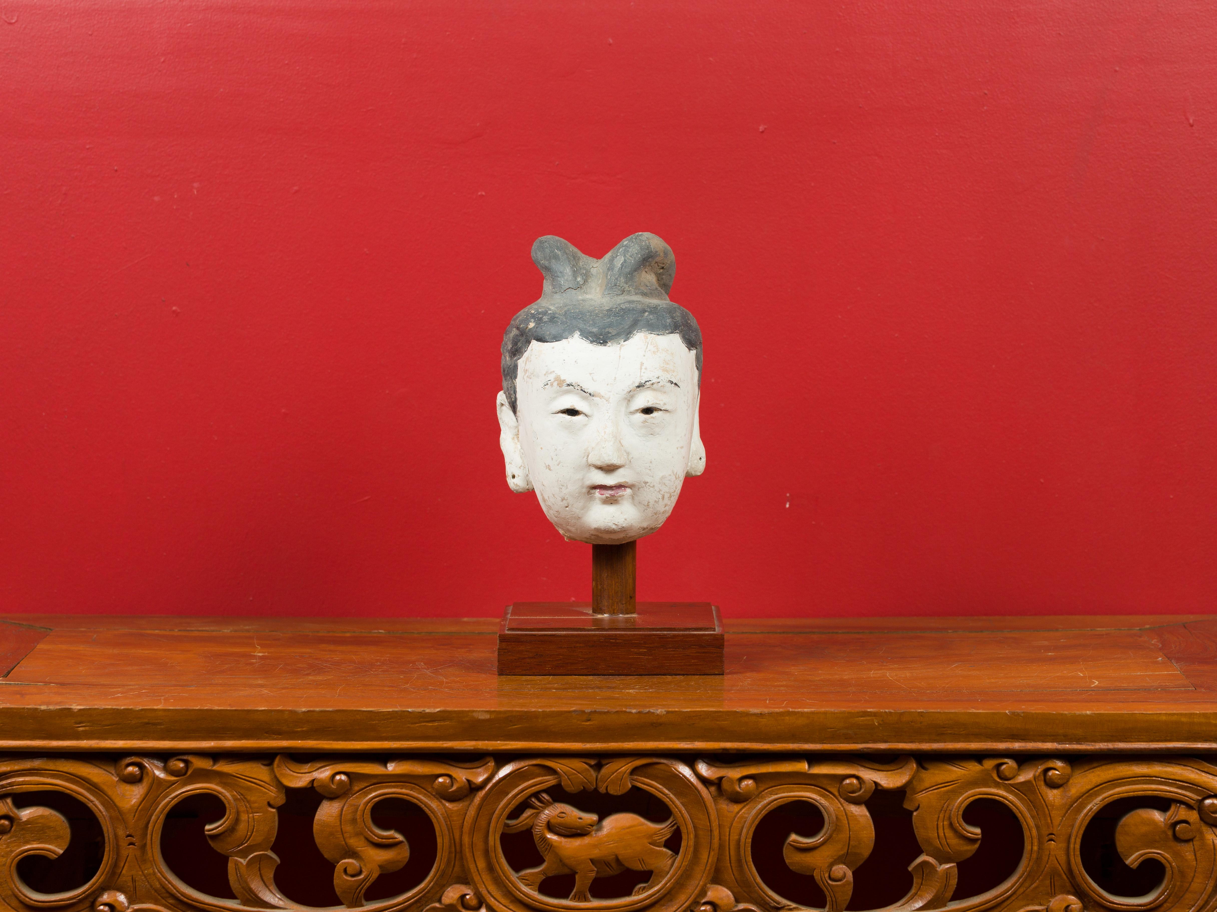 Chinese Ming Period Stucco Head of a Court Lady with Original Paint Mounted on Stand For Sale