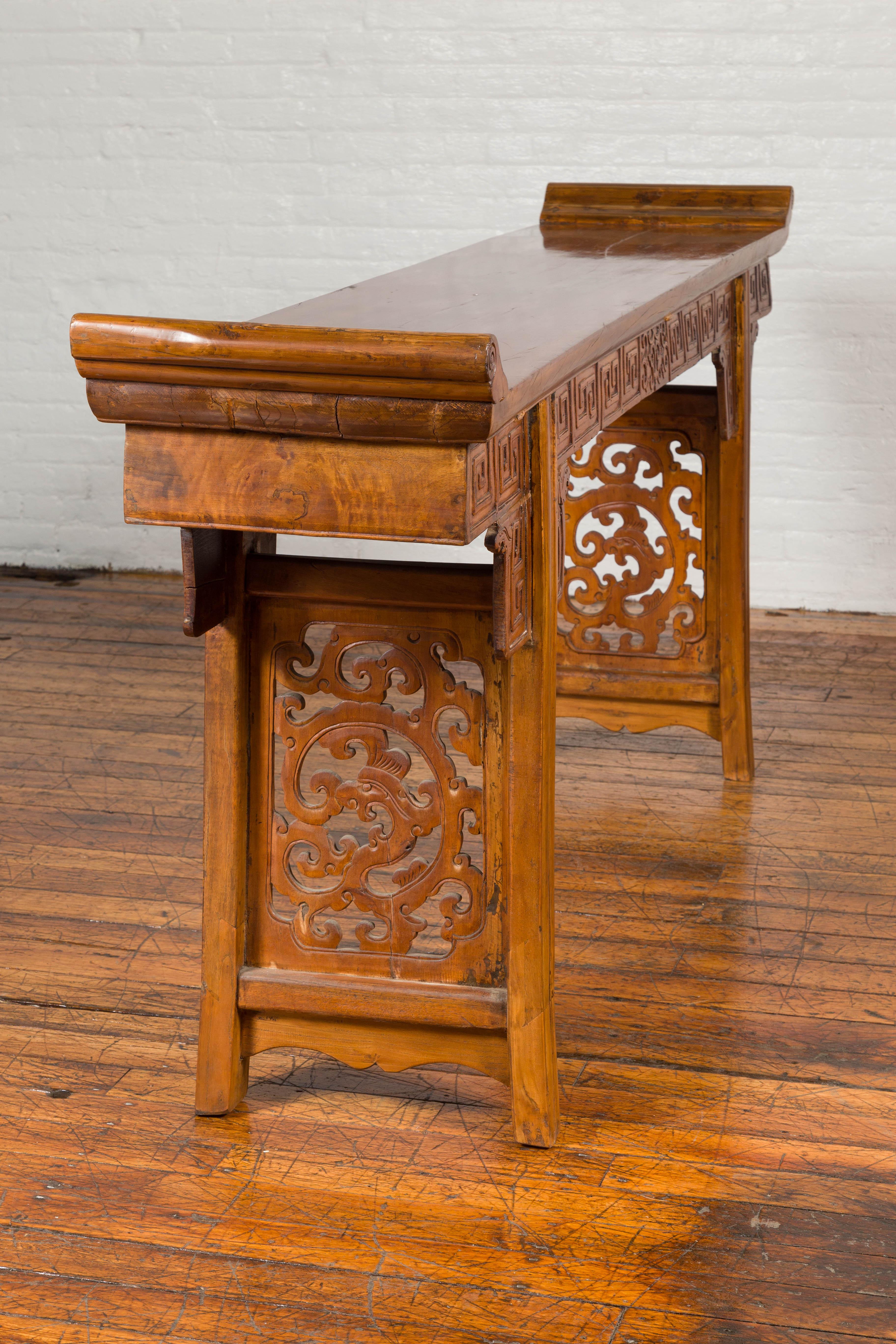 Ming Style Altar Table with Everted Flanges, Meander Apron and Cloud Motifs 8