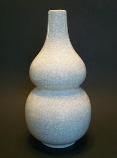 Ming Style Double Gourd Crackle Glaze Ceramic Vase - Signed - Mid-20th Century