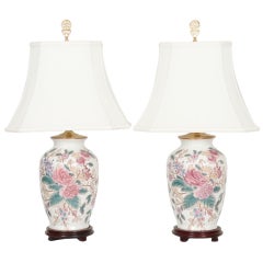 Pareja de Lámparas de Mesa de Cerámica Floral de Estilo Ming
