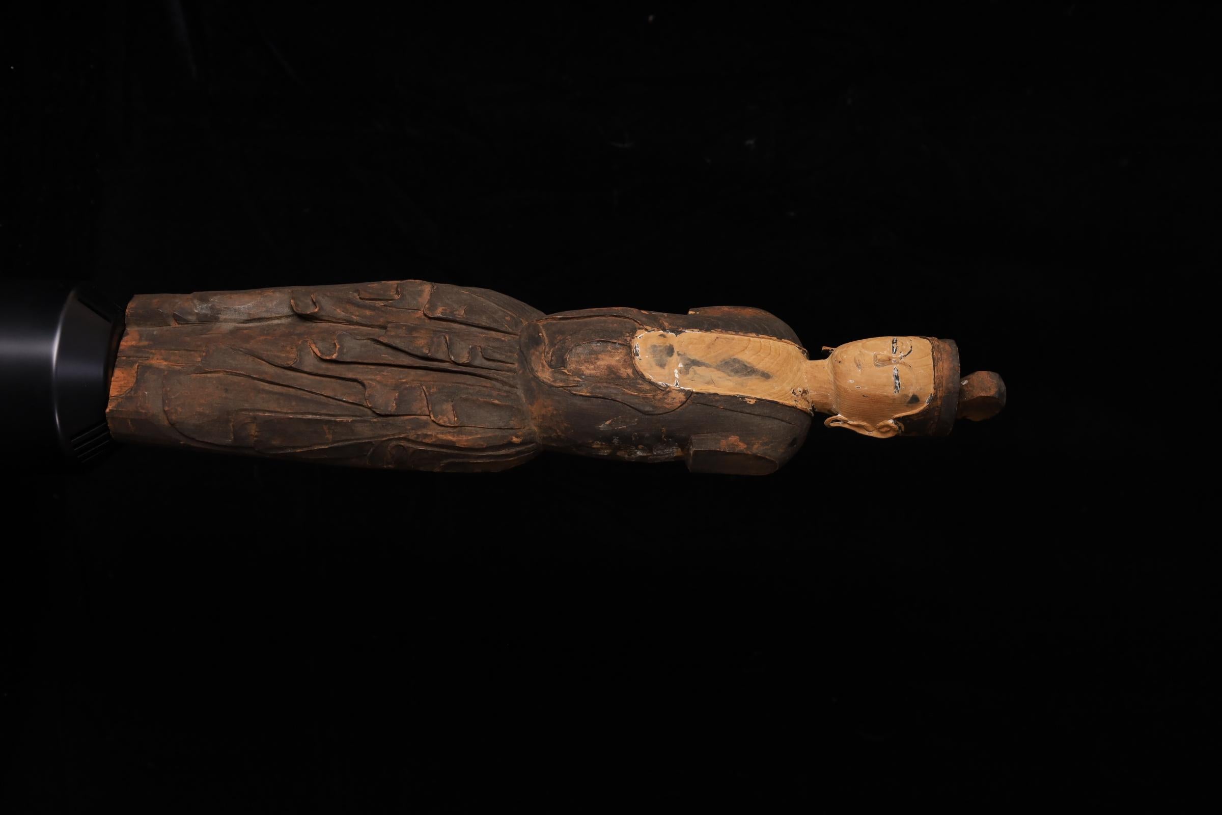 Art populaire japonais Mingei - Statue de Kannon Bosatsu, 18e siècle en vente 6